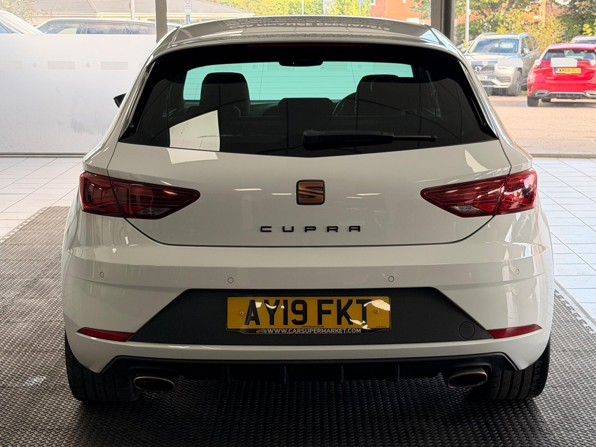Seat Leon view 6