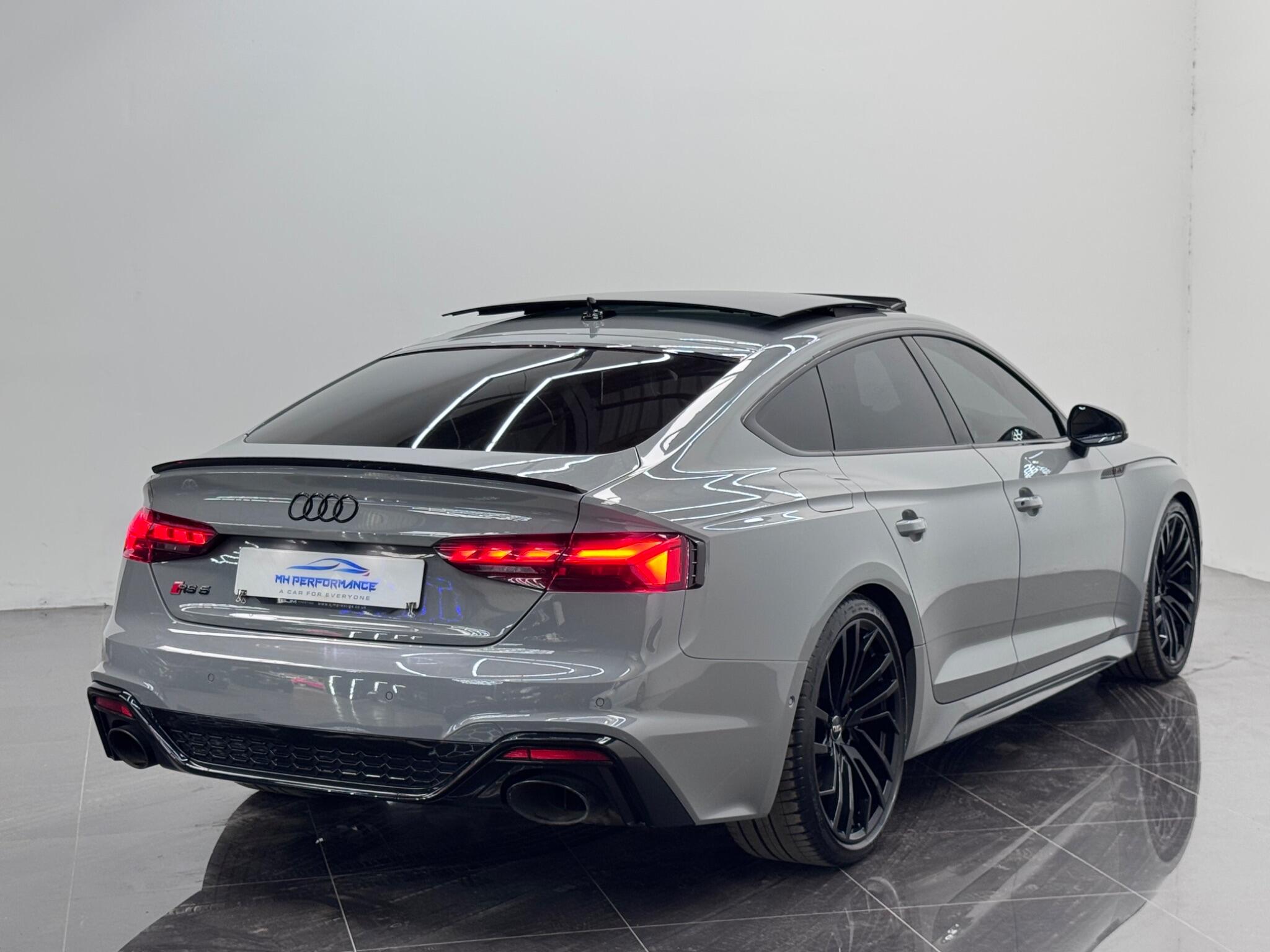 Audi RS5 view 68