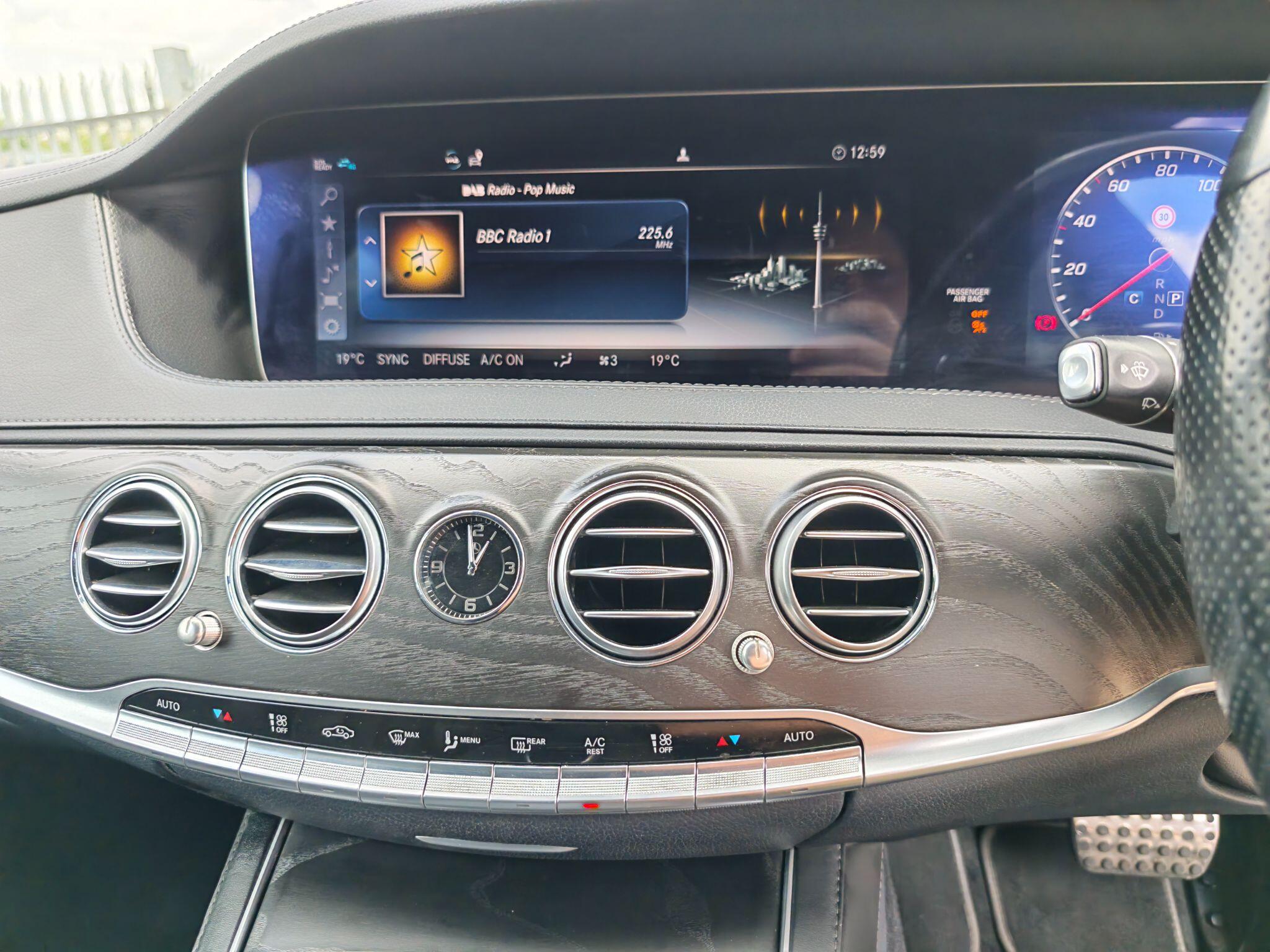 Mercedes-Benz S Class view 14