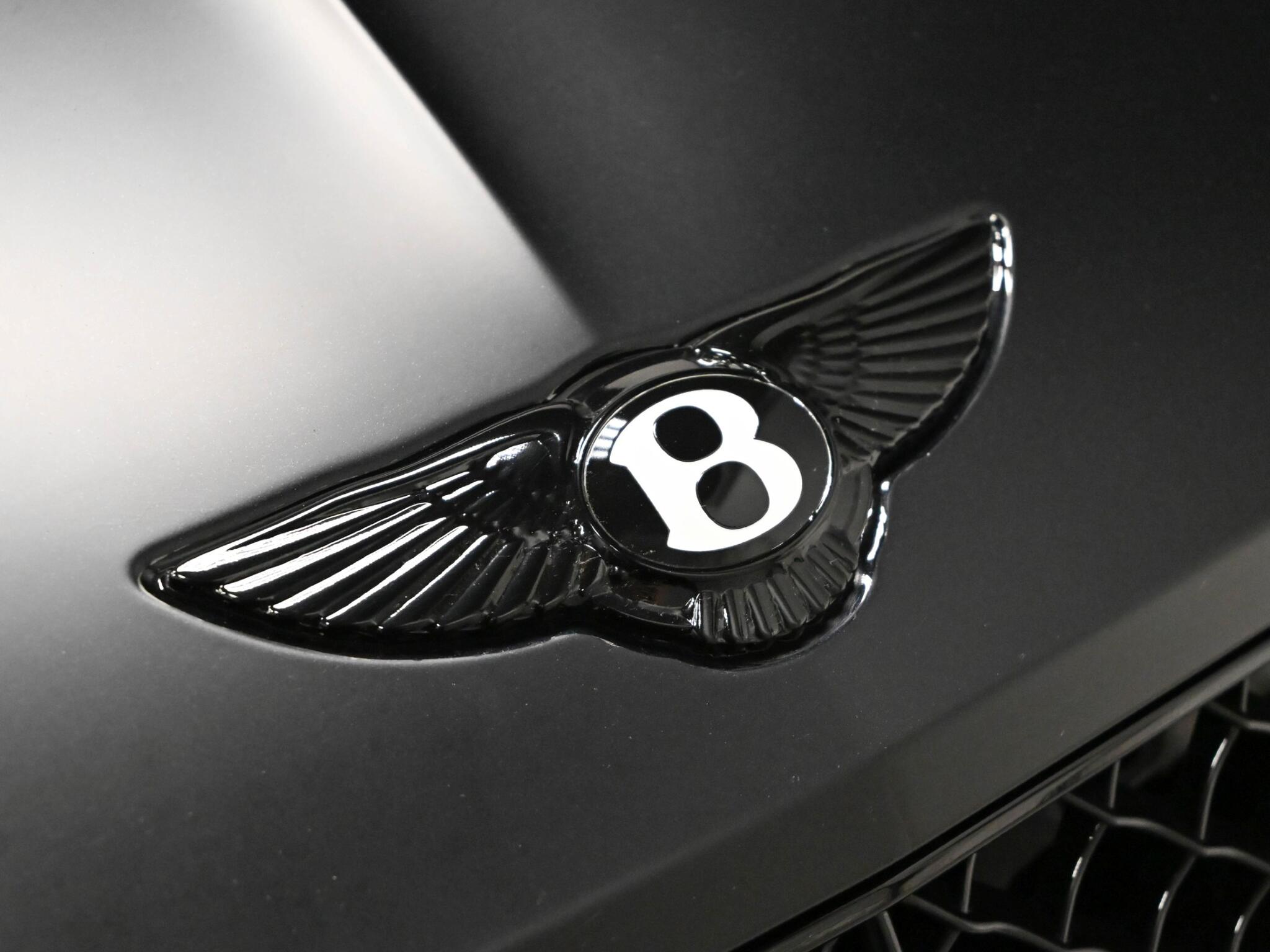 Bentley Continental view 23