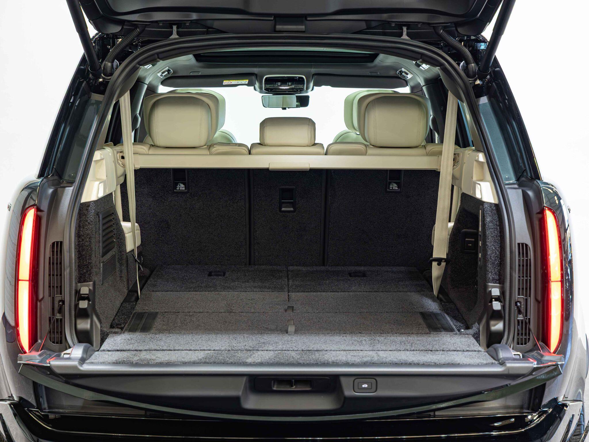Land Rover Range Rover view 40