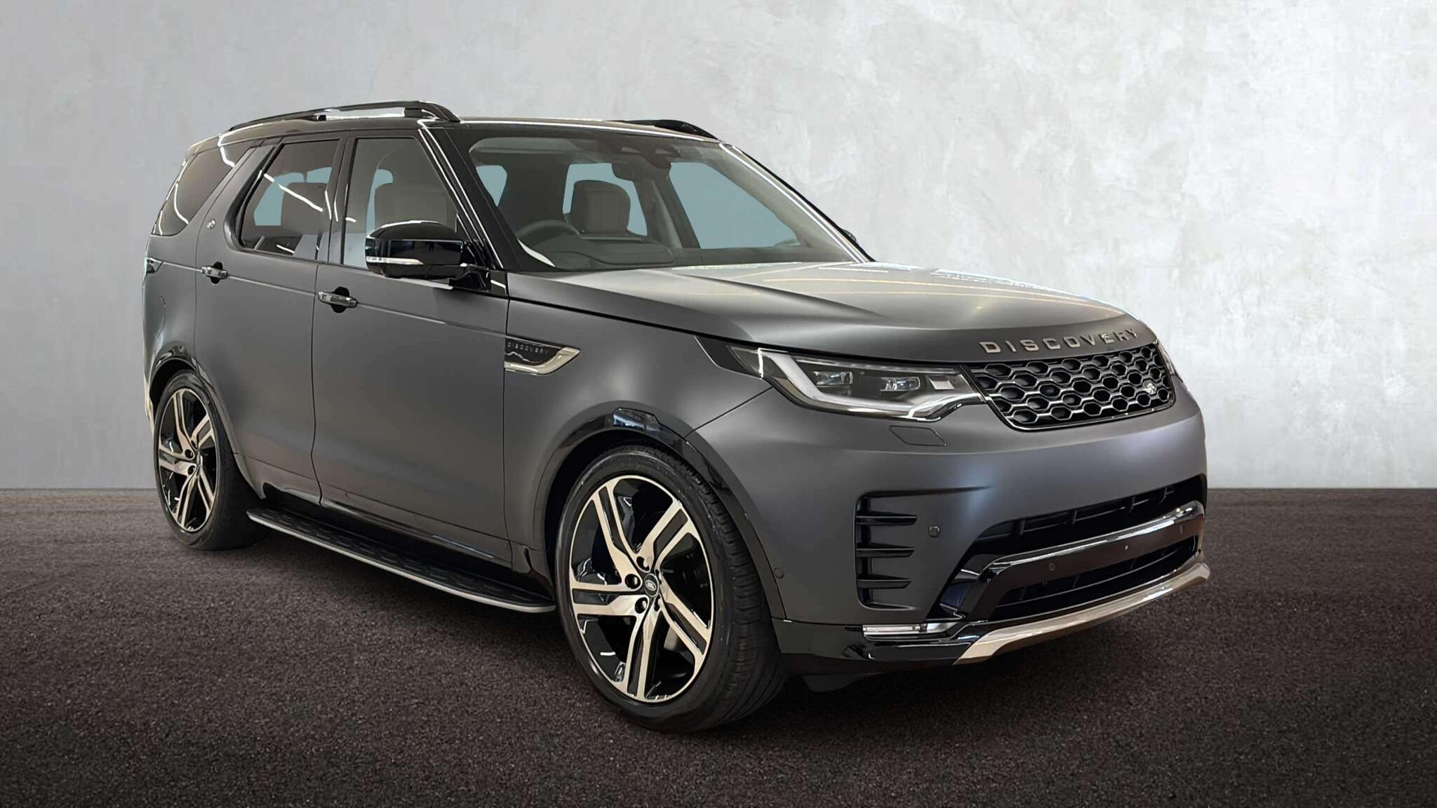 Land Rover Discovery in Grey for sale