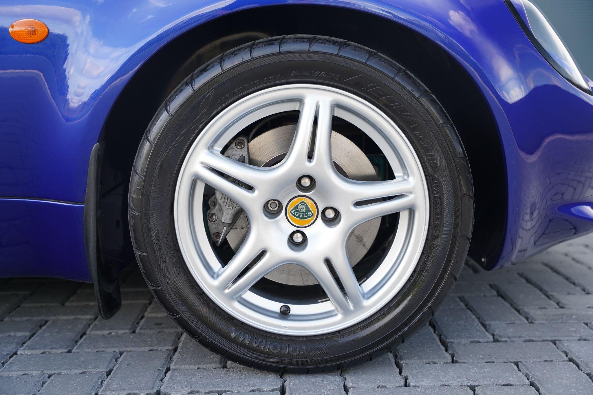 Lotus Elise view 47