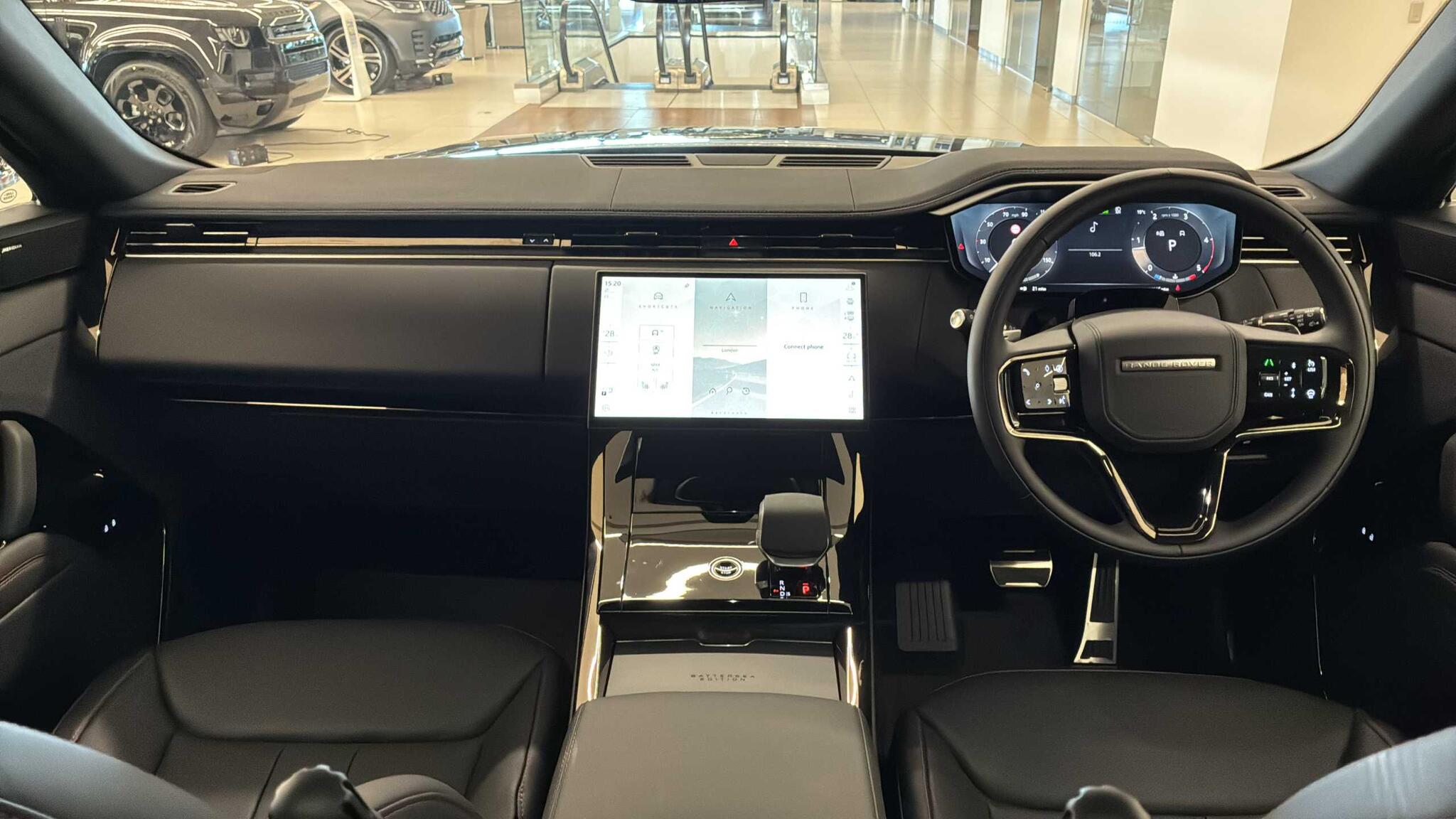 Land Rover Range Rover Sport view 9