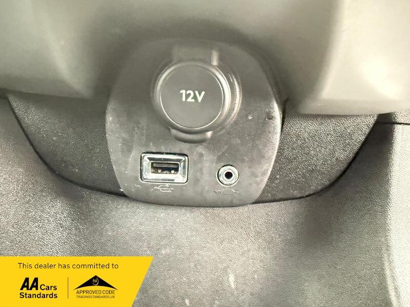2014 Toyota AYGO image 30