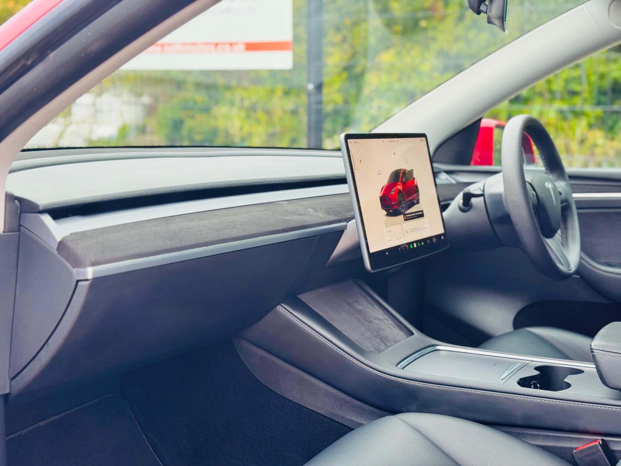 Tesla Model Y view 26