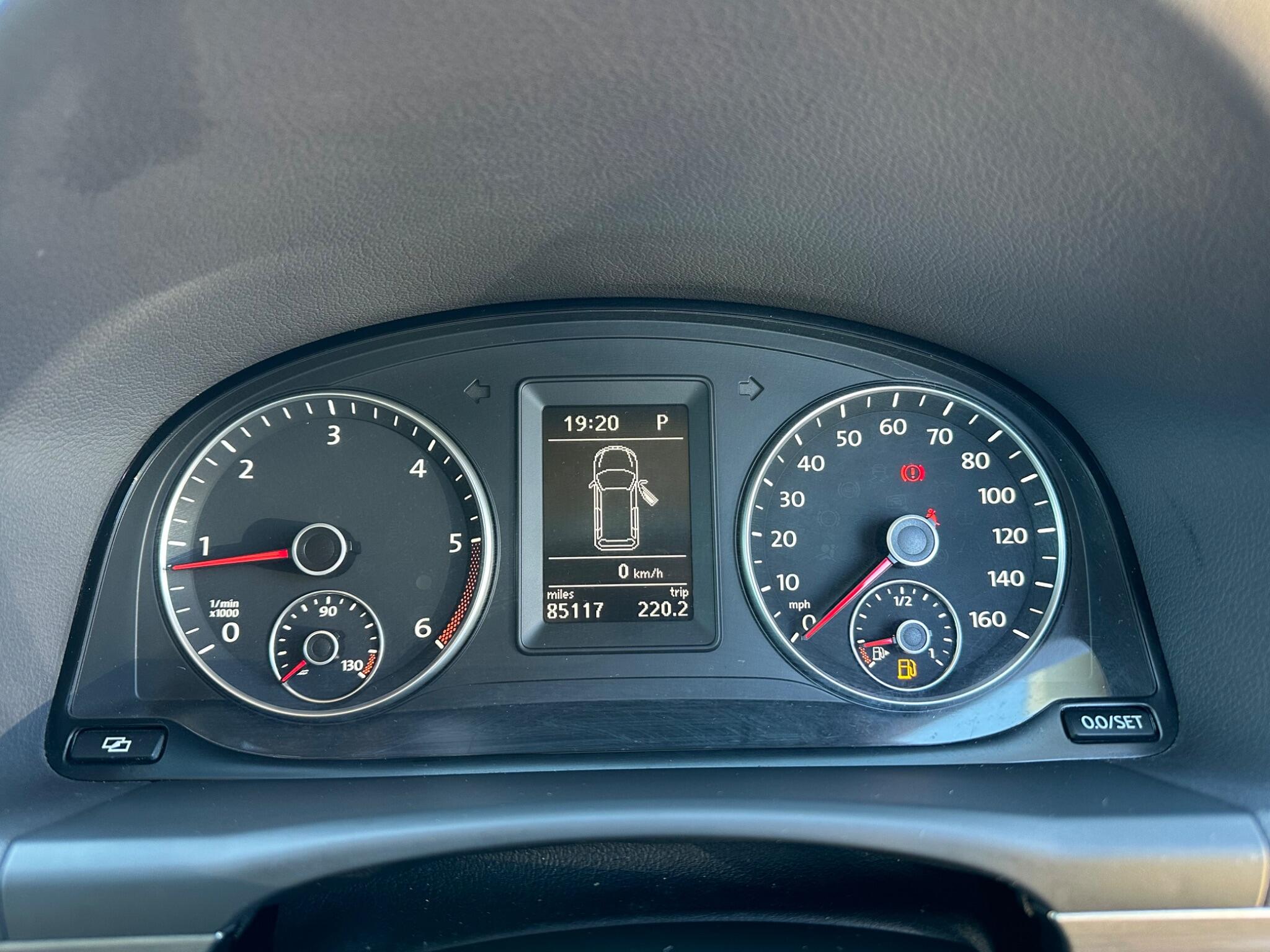 Volkswagen Touran view 15