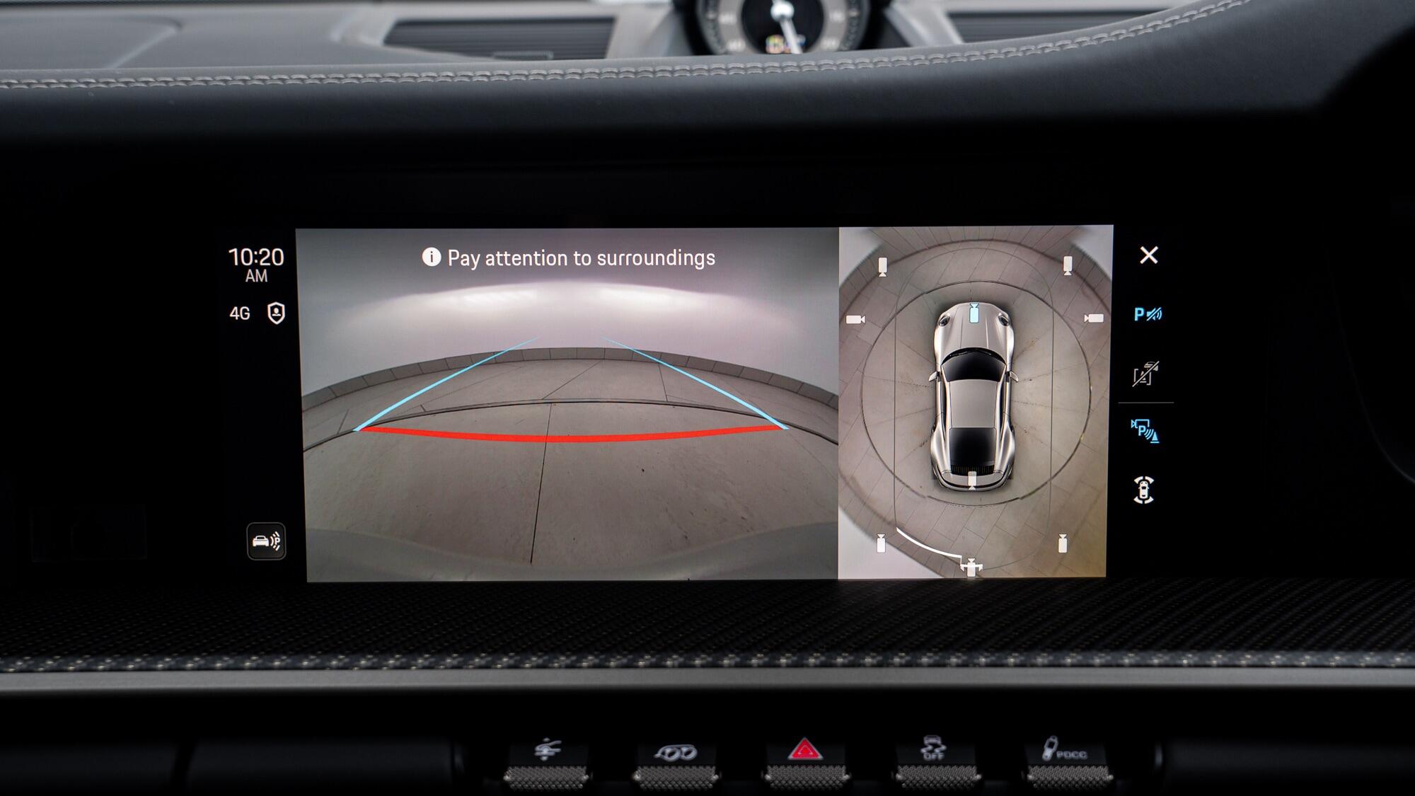 Porsche 911 view 35