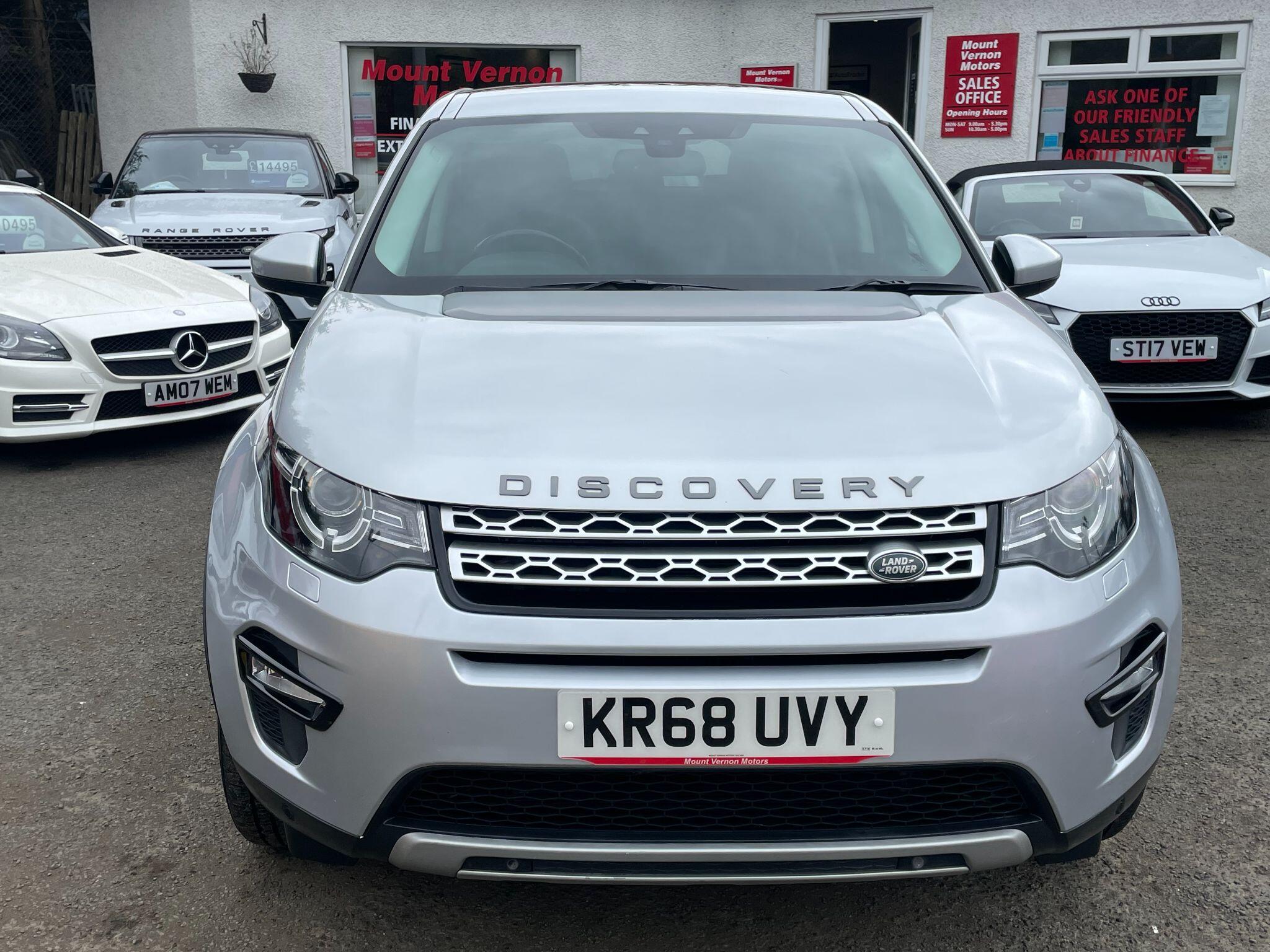 Land Rover Discovery Sport view 13