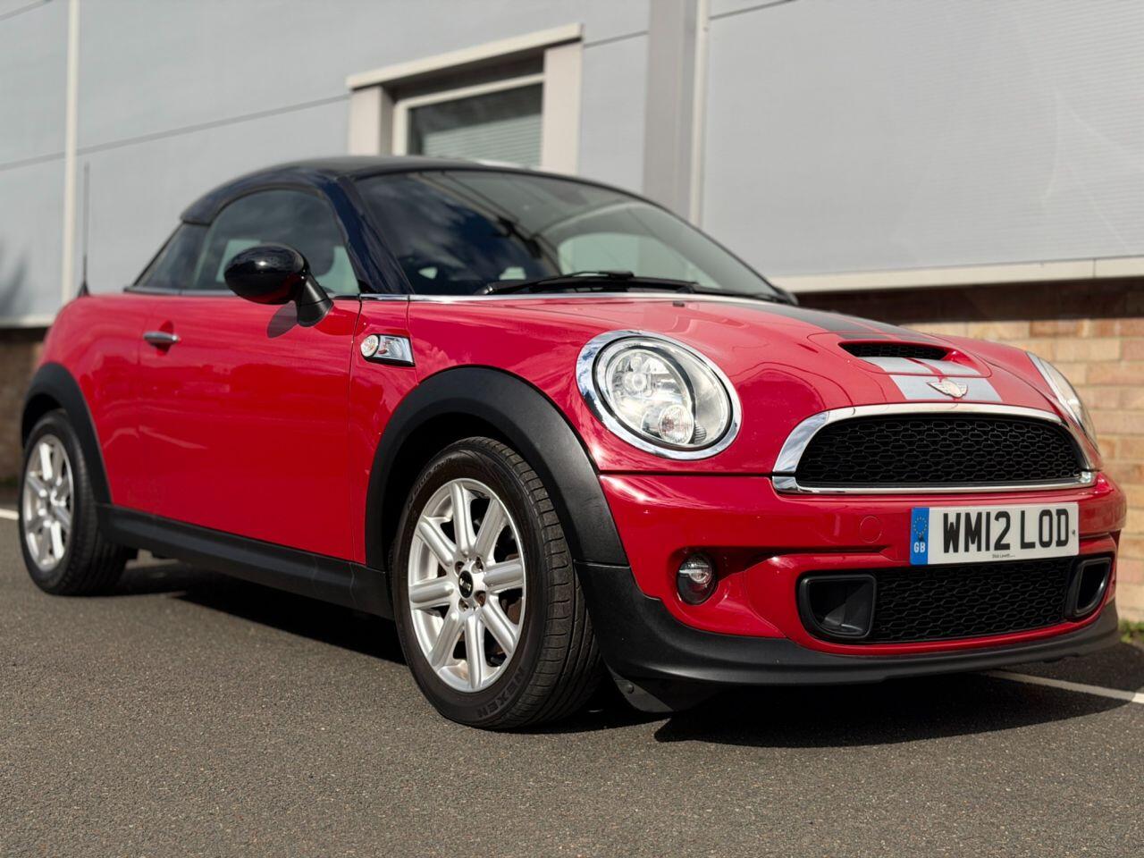 Mini Cooper view 70