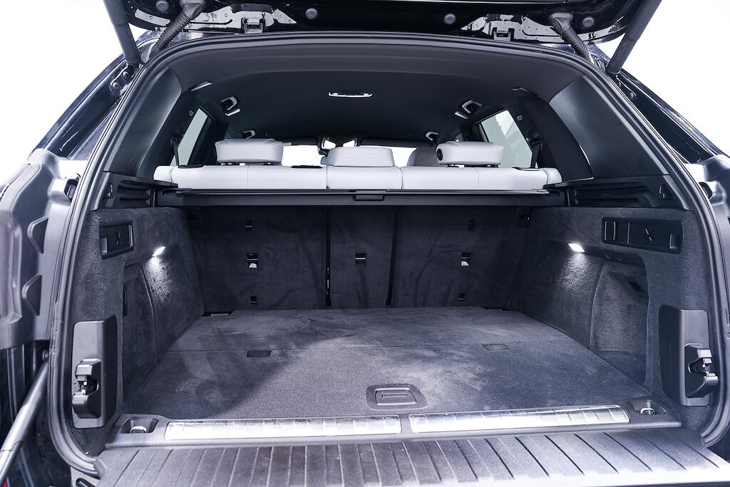 BMW X5 view 34