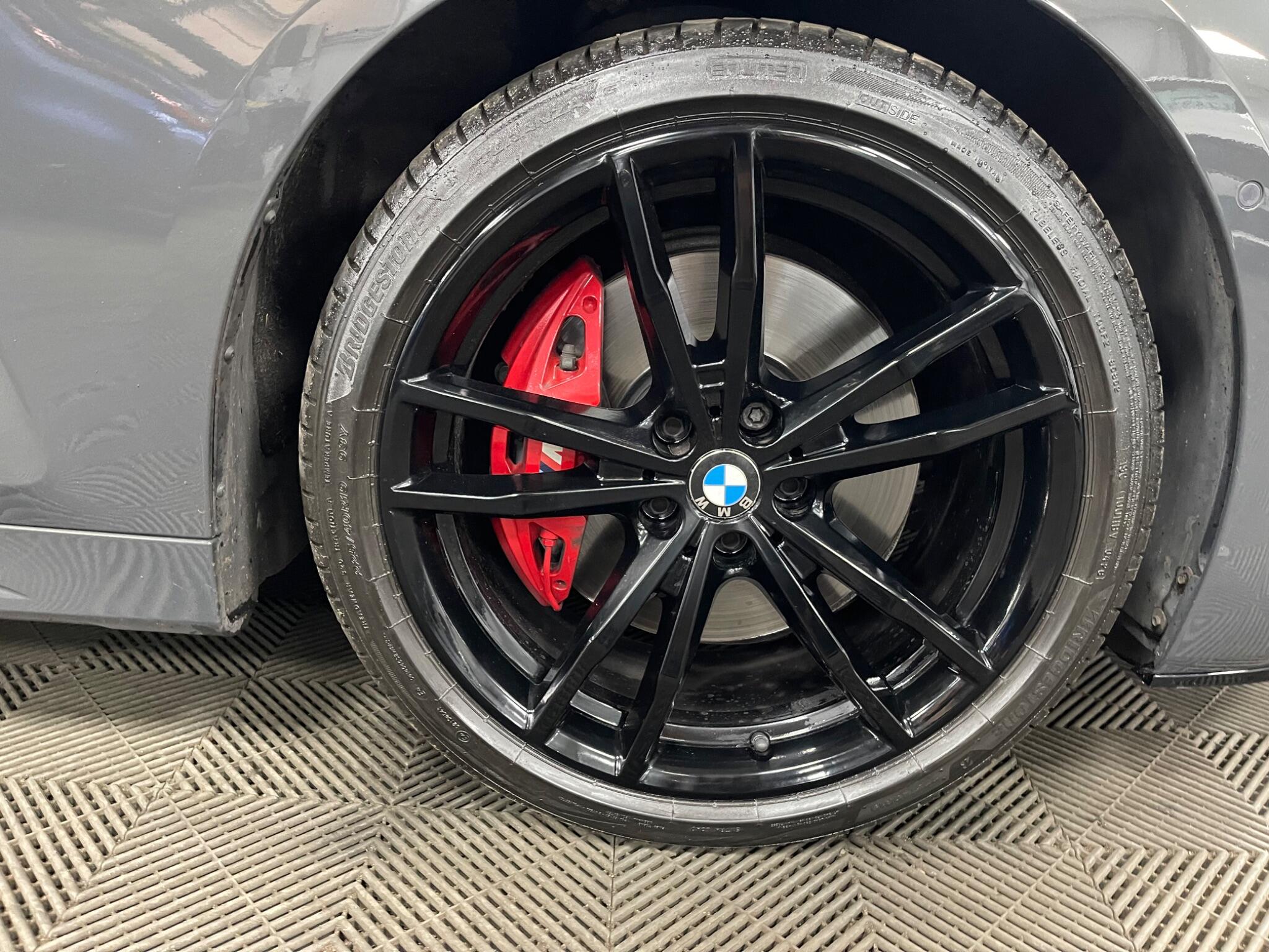 BMW 4 Series view 45