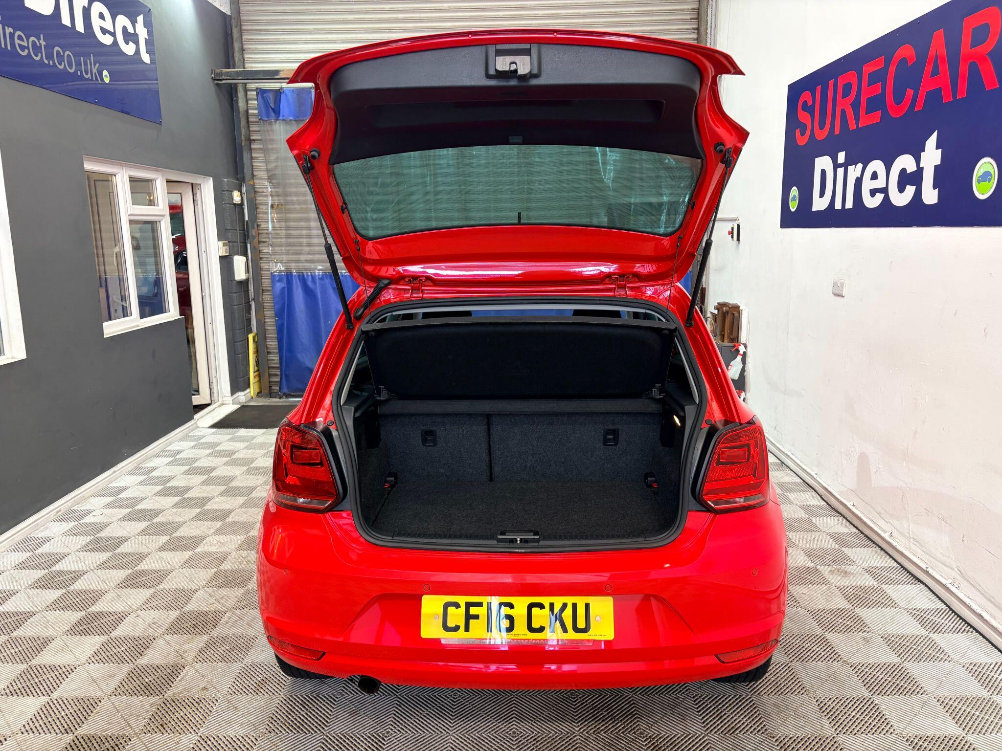 Volkswagen Polo view 19