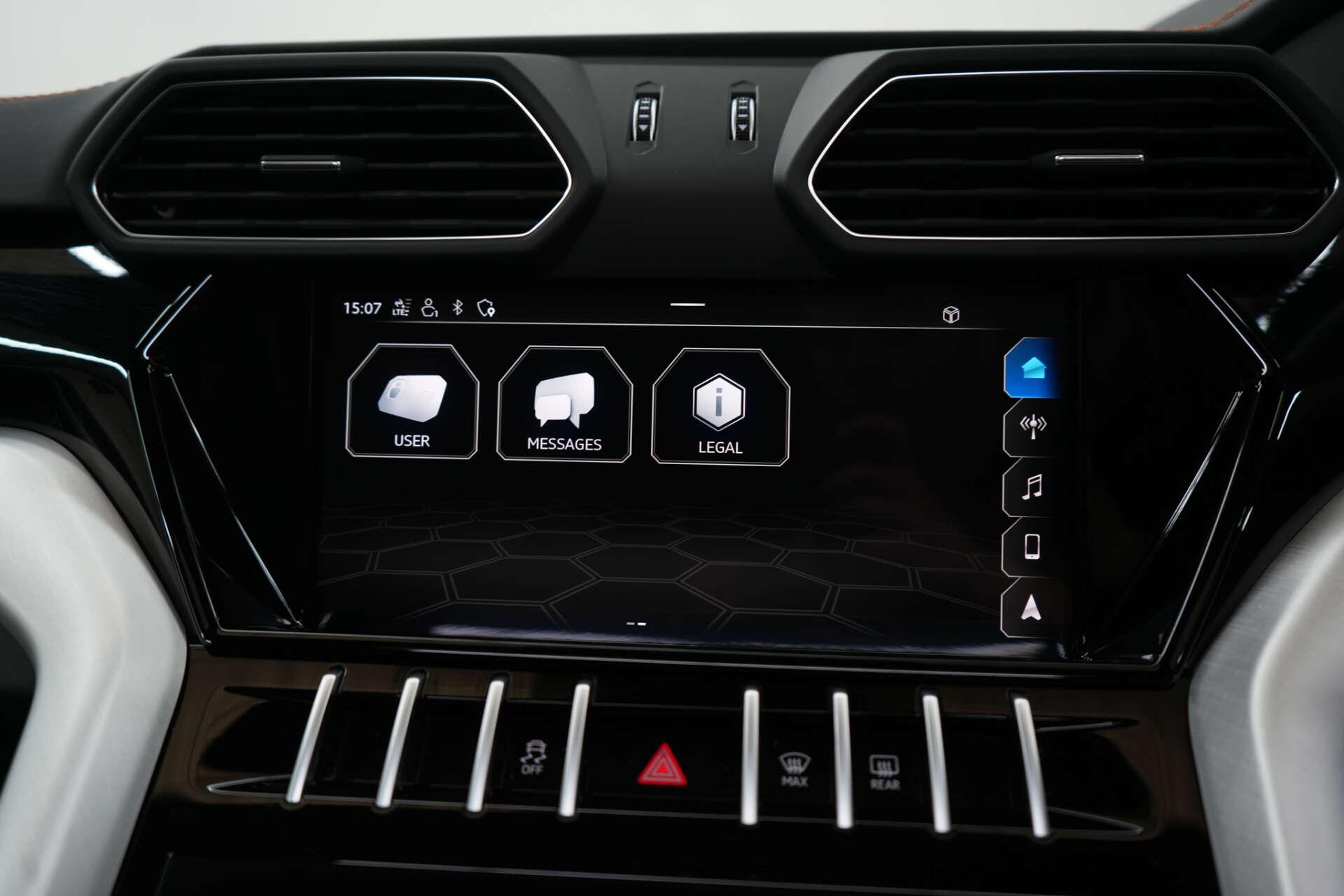 Lamborghini Urus view 54