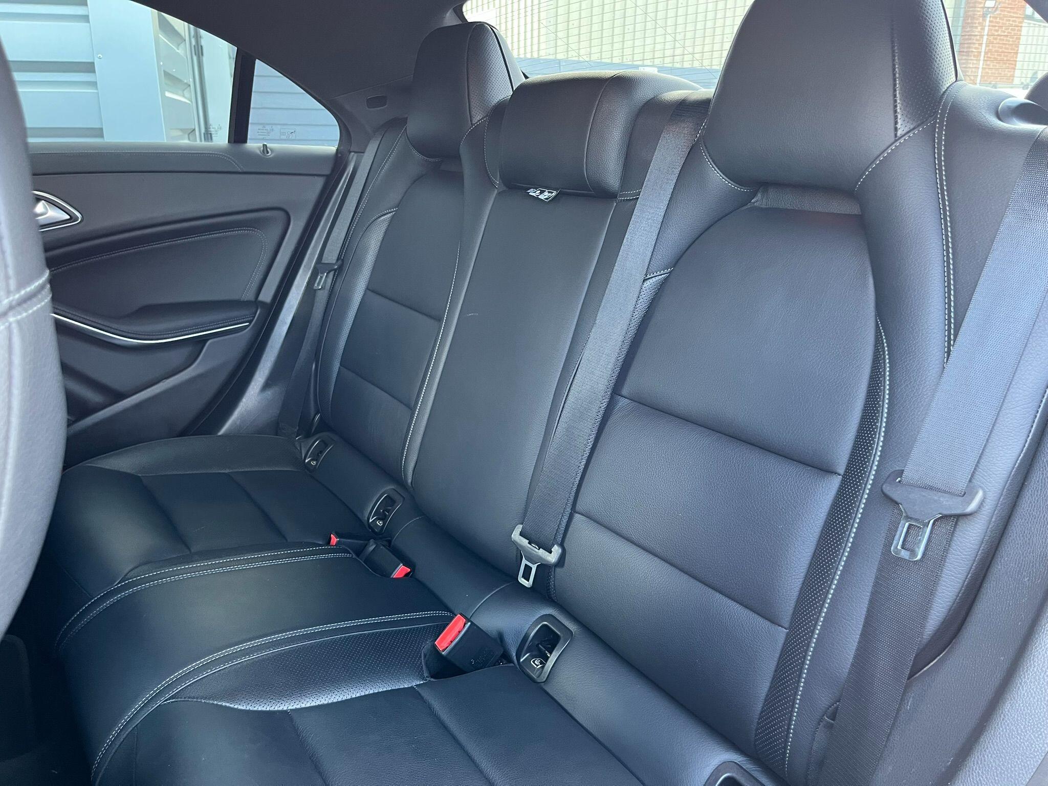 Mercedes-Benz Cla view 30
