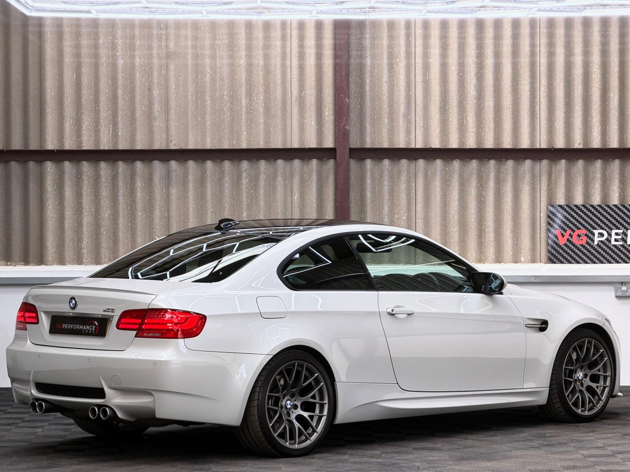 BMW M3 view 3