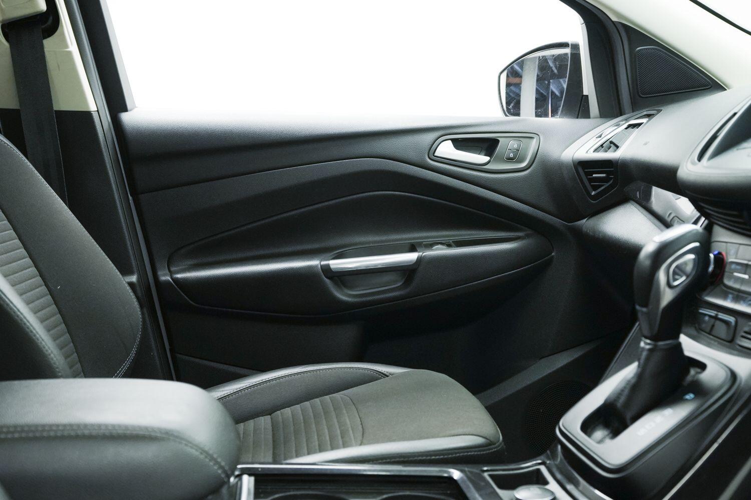 Ford Kuga view 20