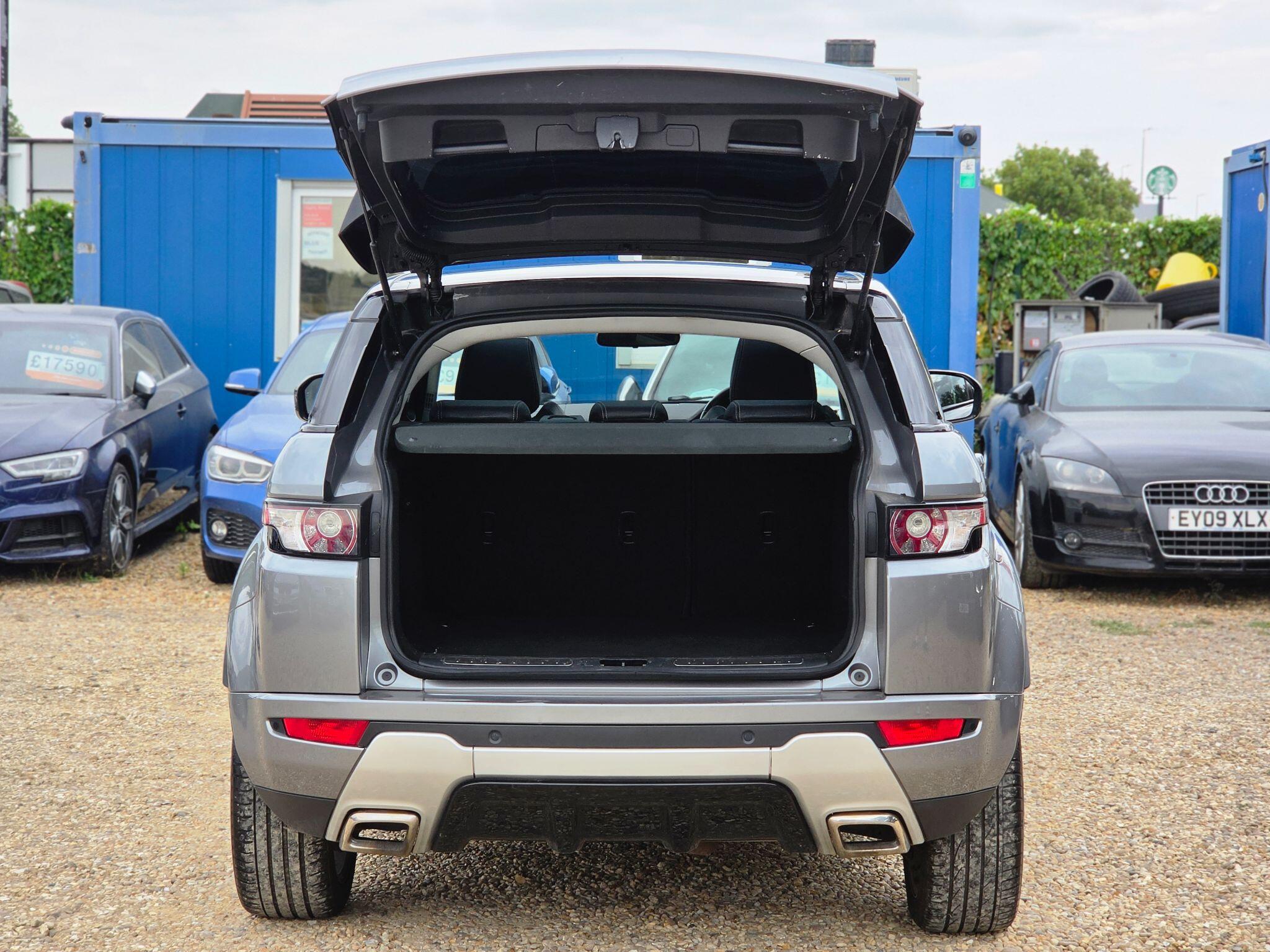 Land Rover Range Rover Evoque view 29