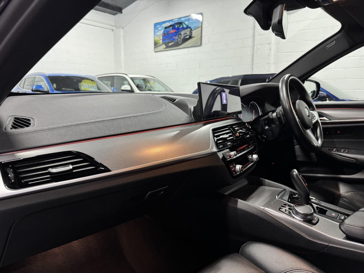 BMW 5 Series view 5