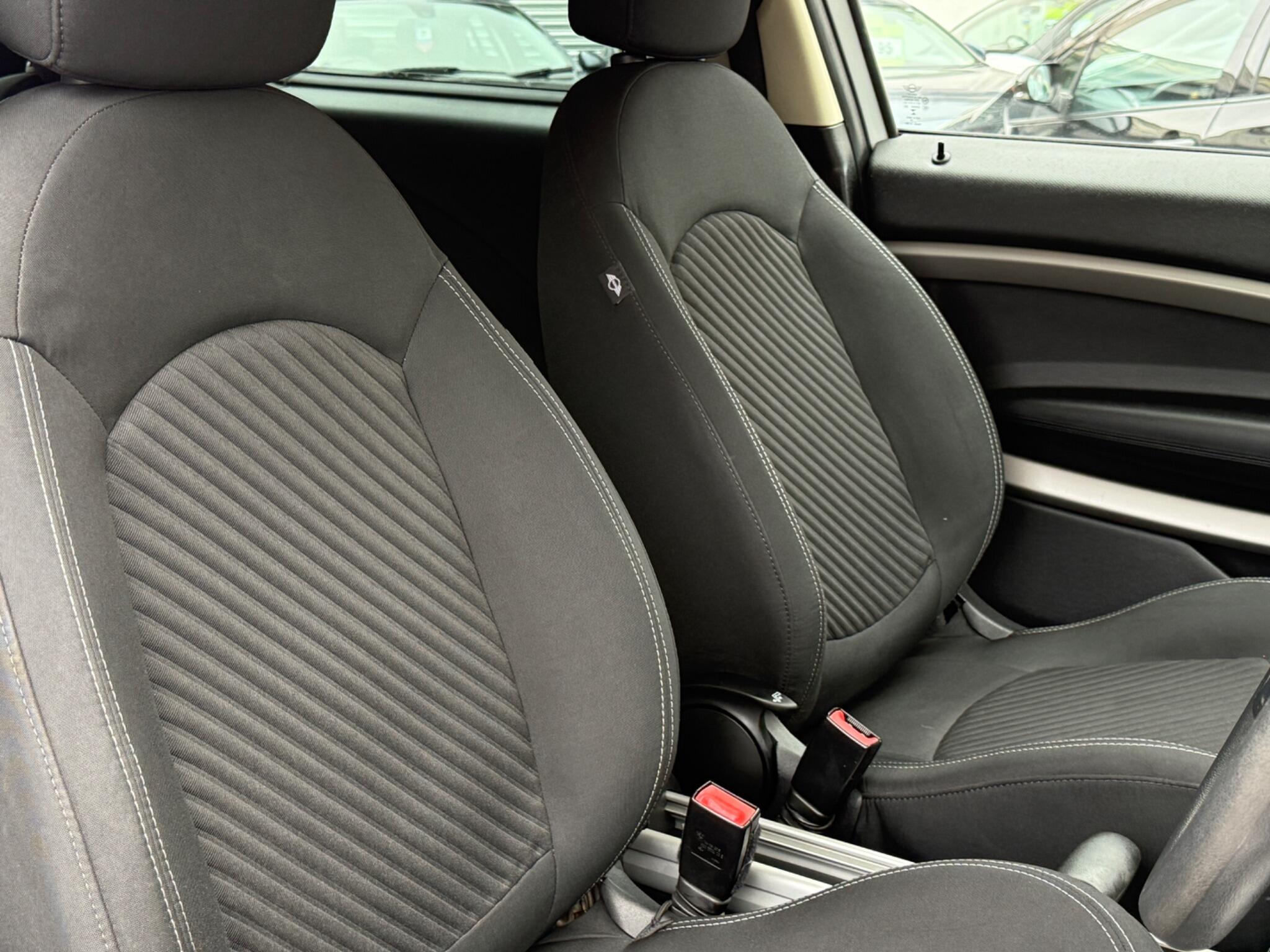 MINI Paceman - Image 31