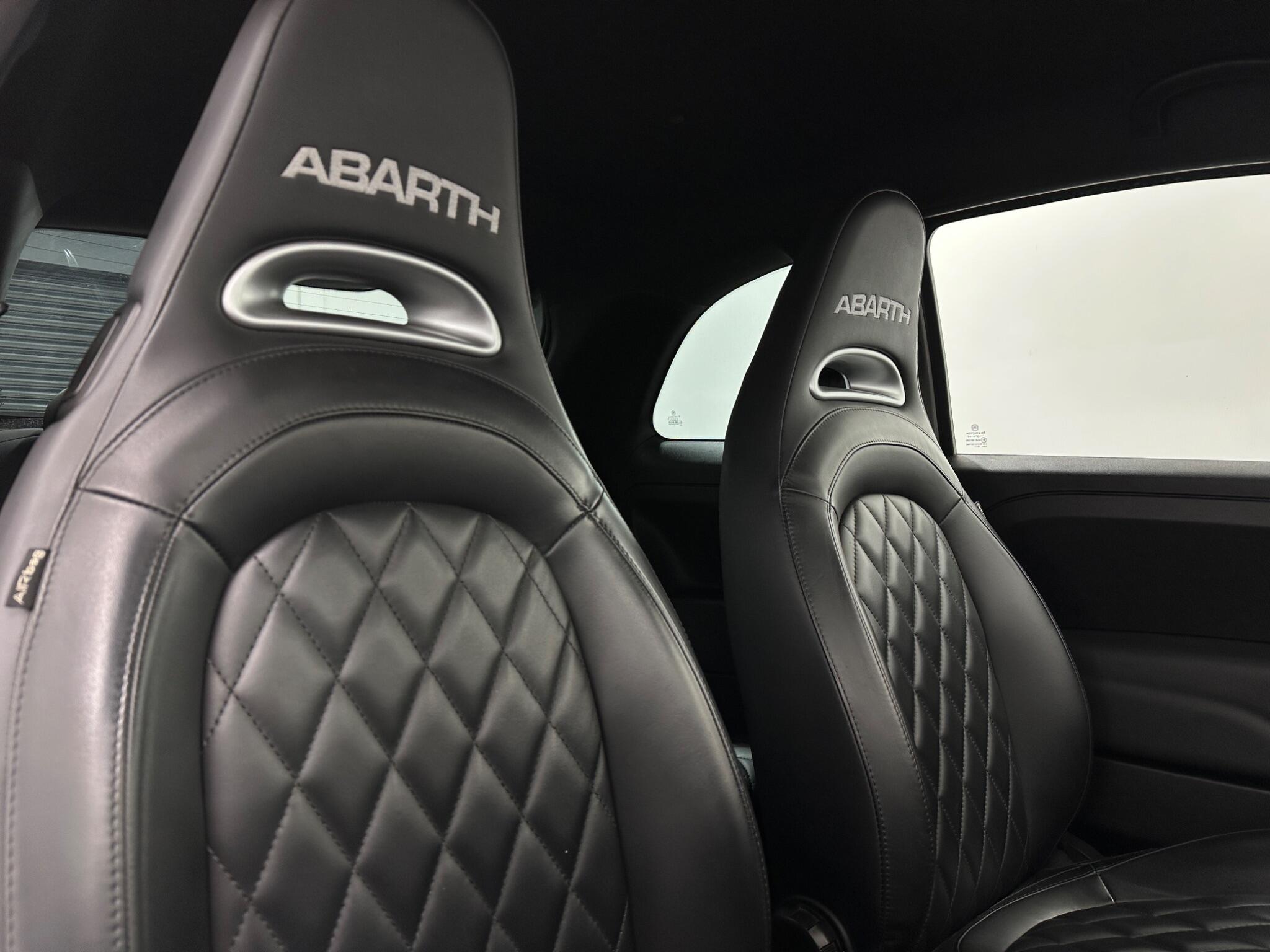 Abarth 595 view 31