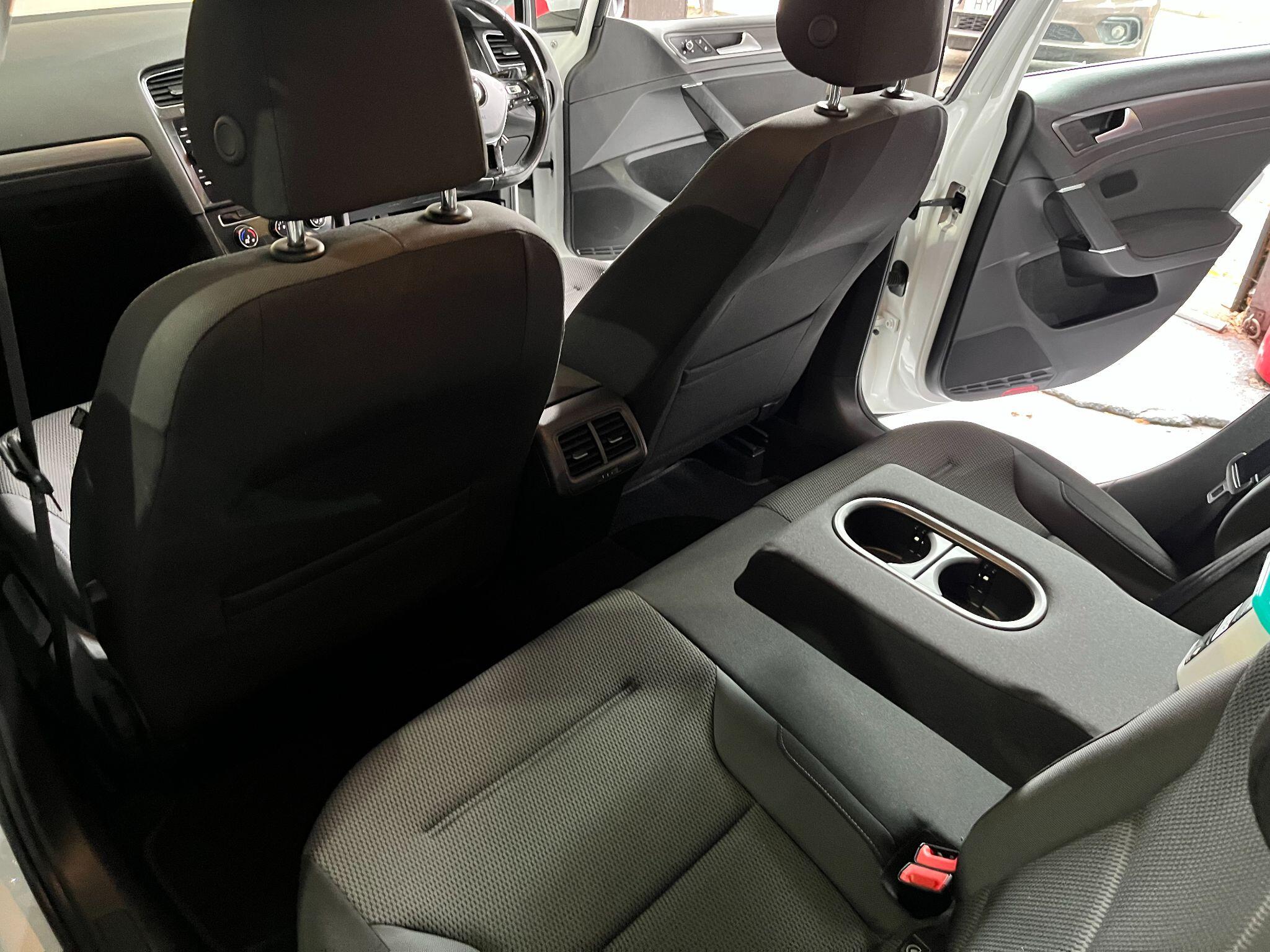Volkswagen Golf view 36