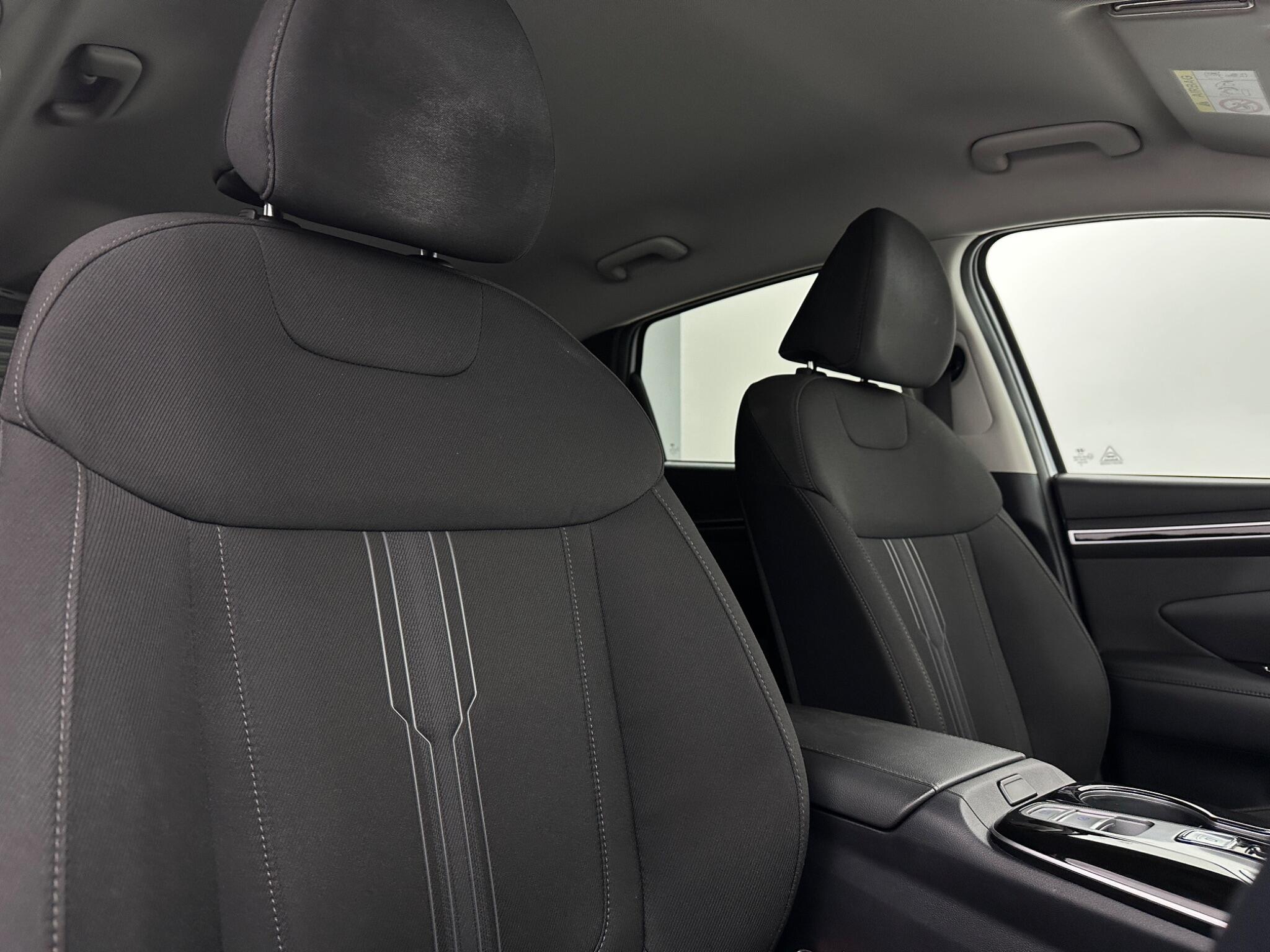Hyundai Tucson view 32