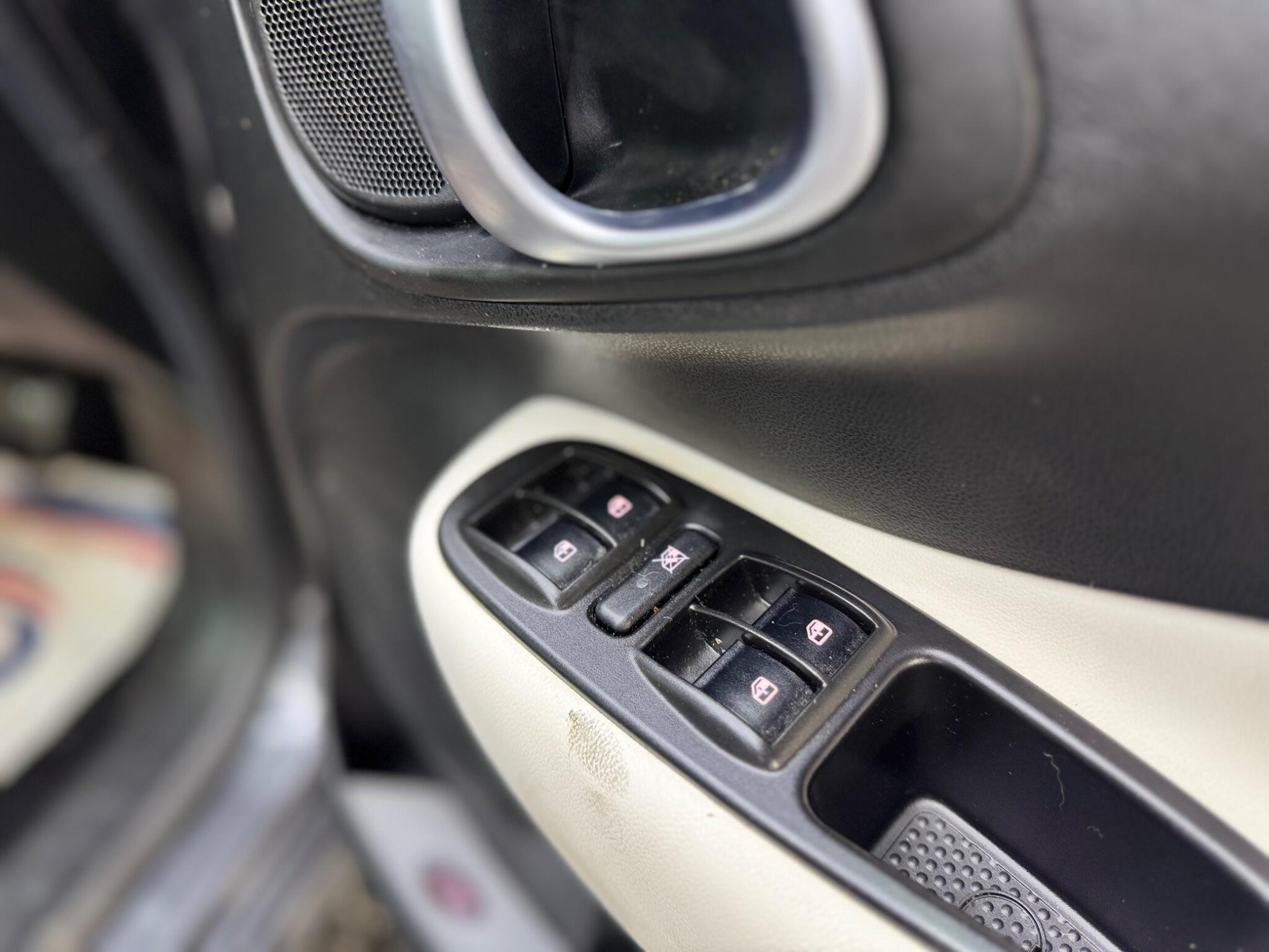 Fiat 500l view 33