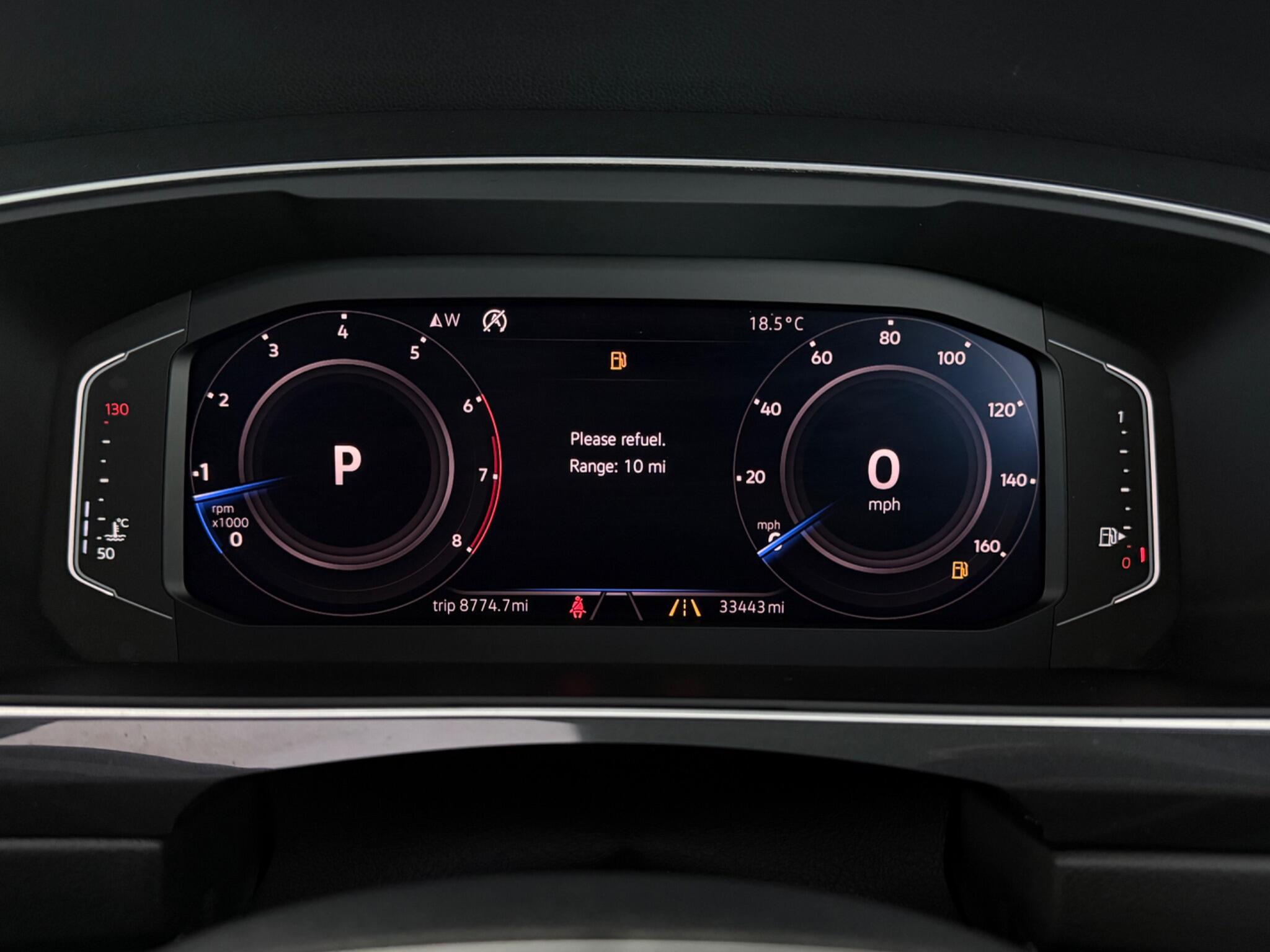 Volkswagen Tiguan view 14
