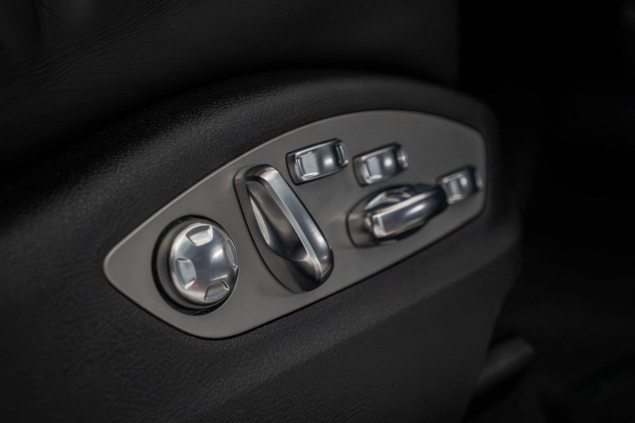 Porsche Macan view 15