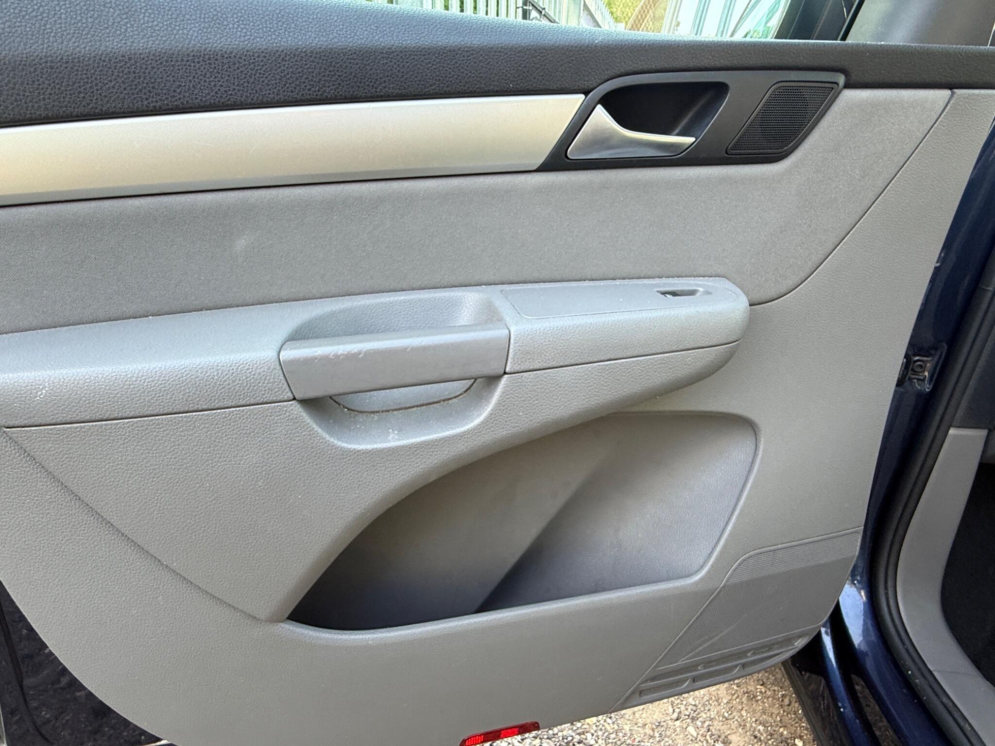 2016 SEAT Alhambra image 30