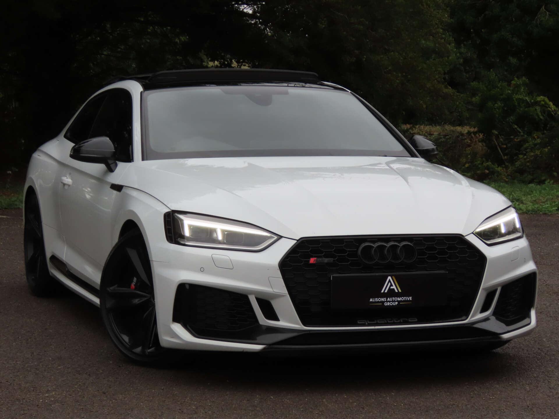 Audi RS5 view 4
