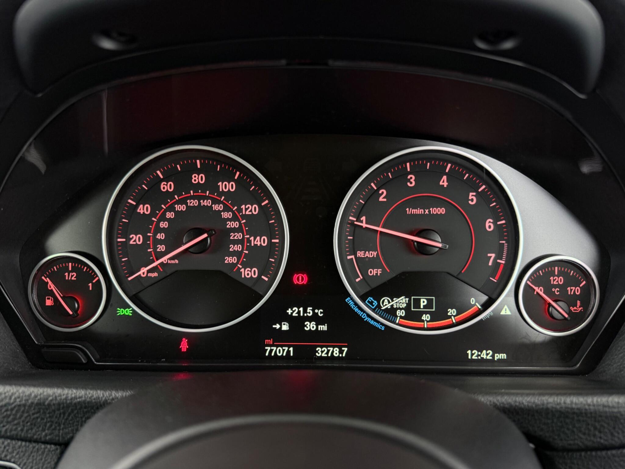 BMW 3 Series view 16