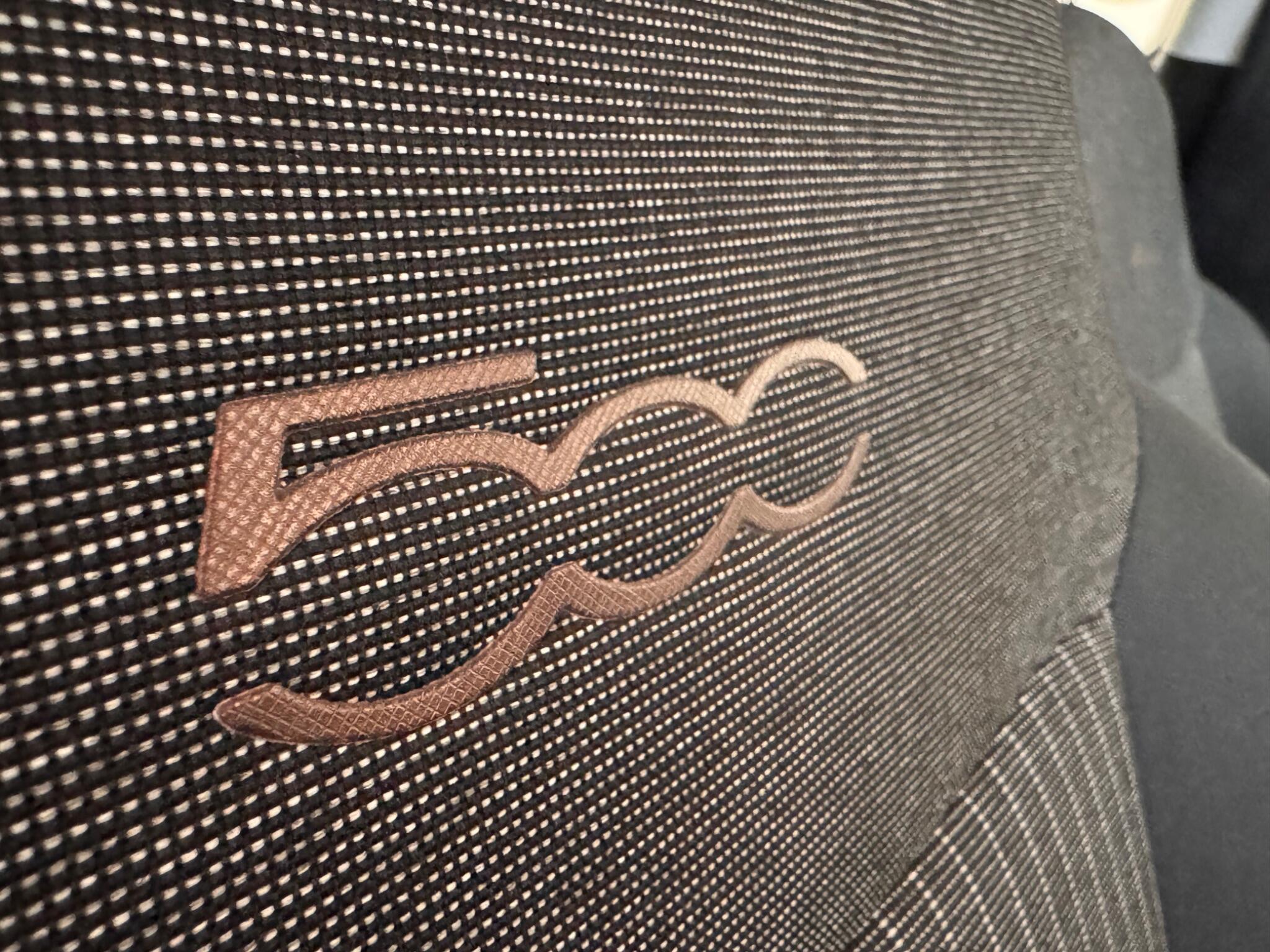 Fiat 500E view 10
