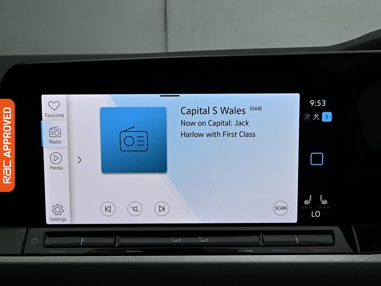 Volkswagen Golf view 24