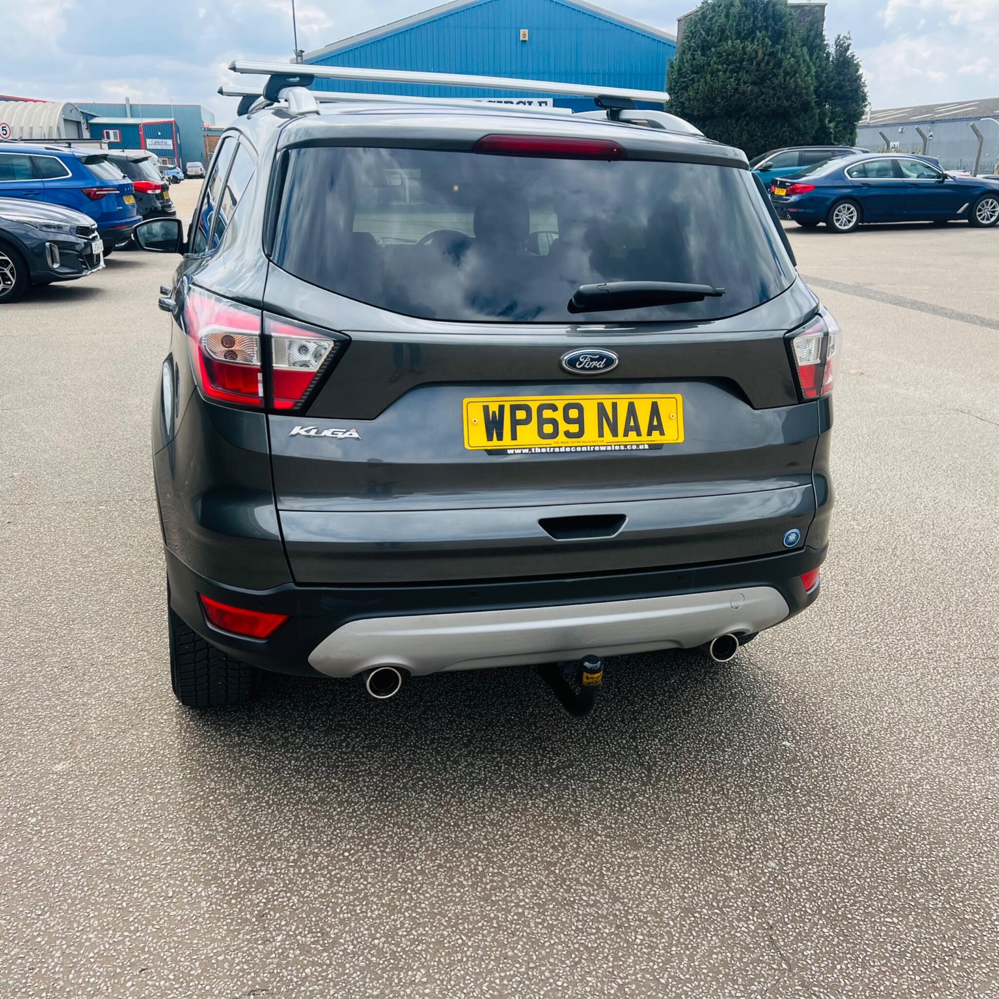 Ford Kuga view 9