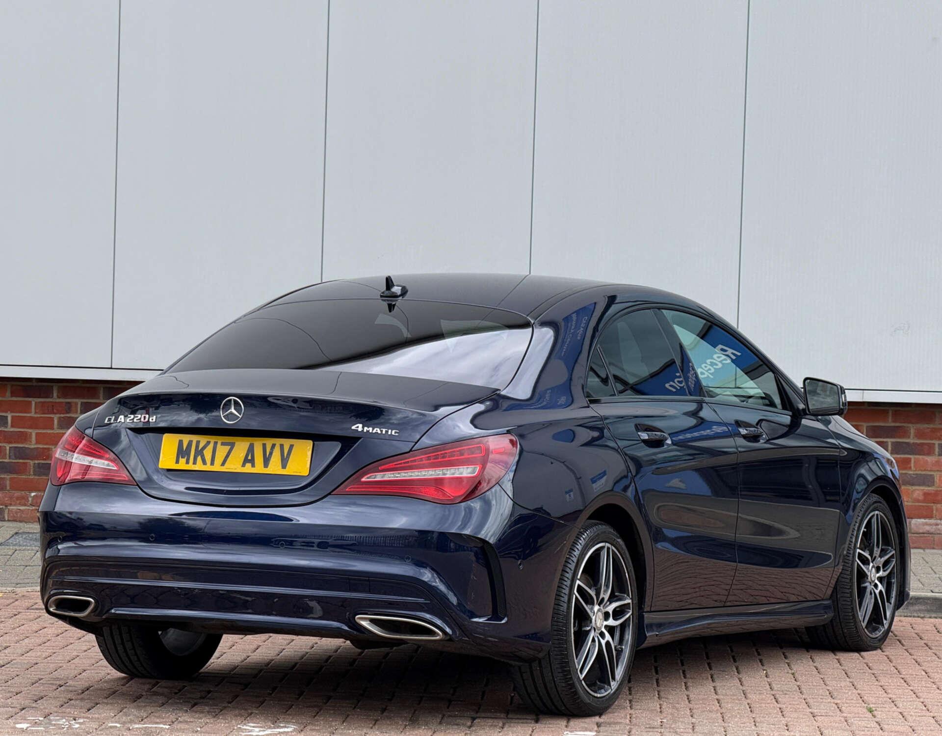 Mercedes-Benz Cla view 8