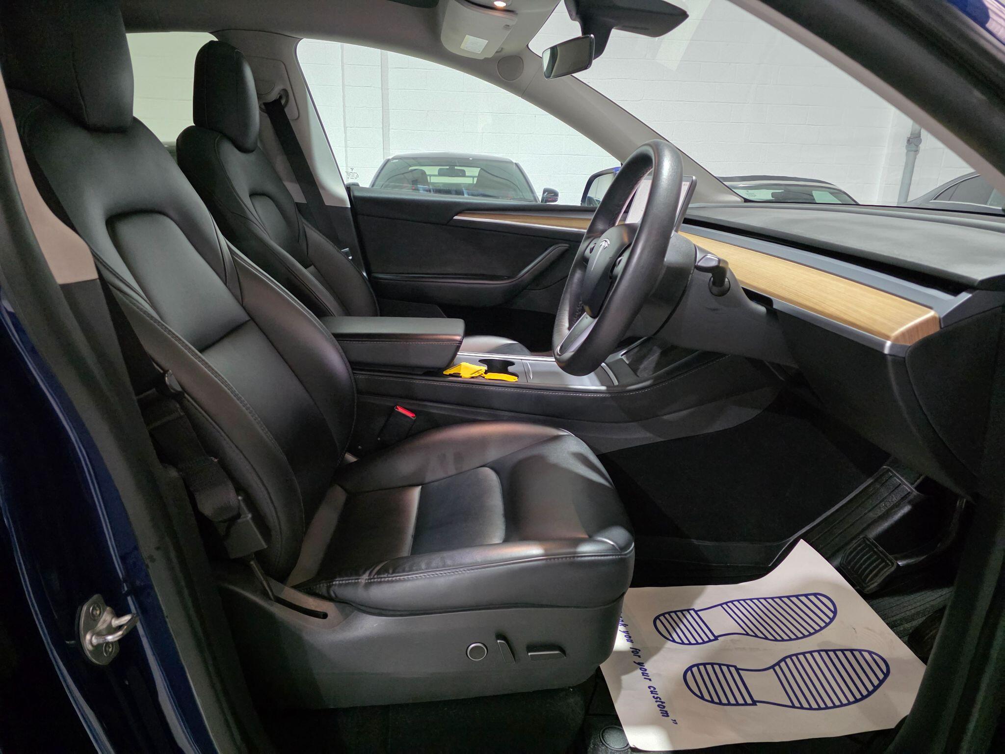 Tesla Model Y view 6