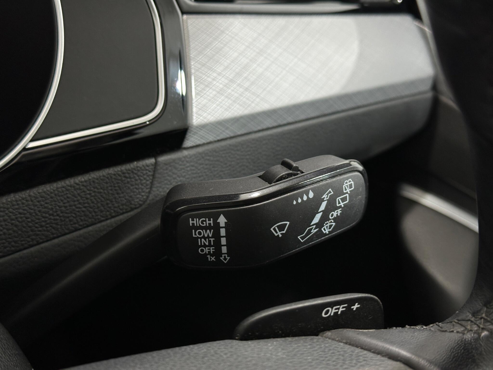 Volkswagen Passat view 17