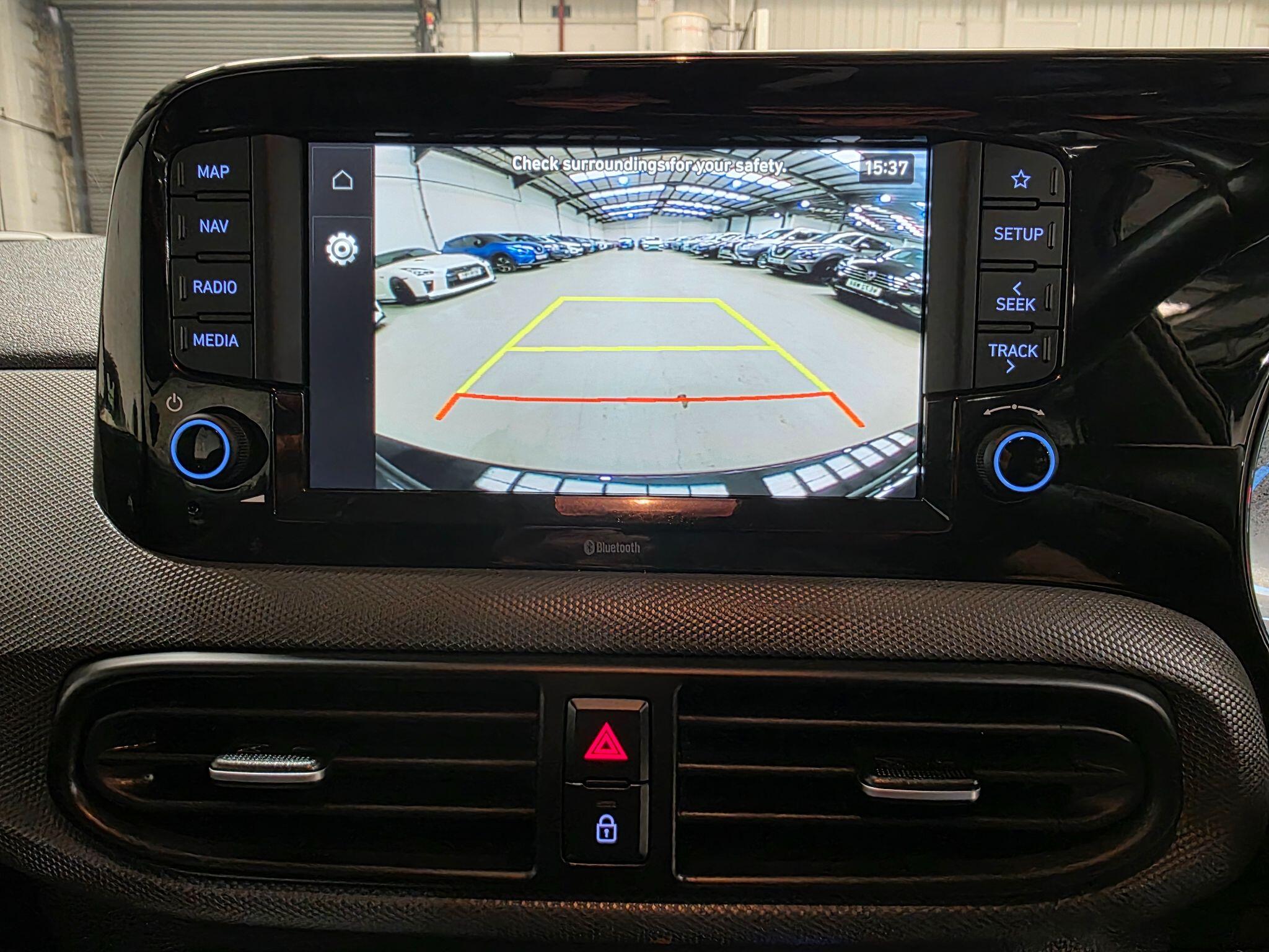 Hyundai I10 view 8