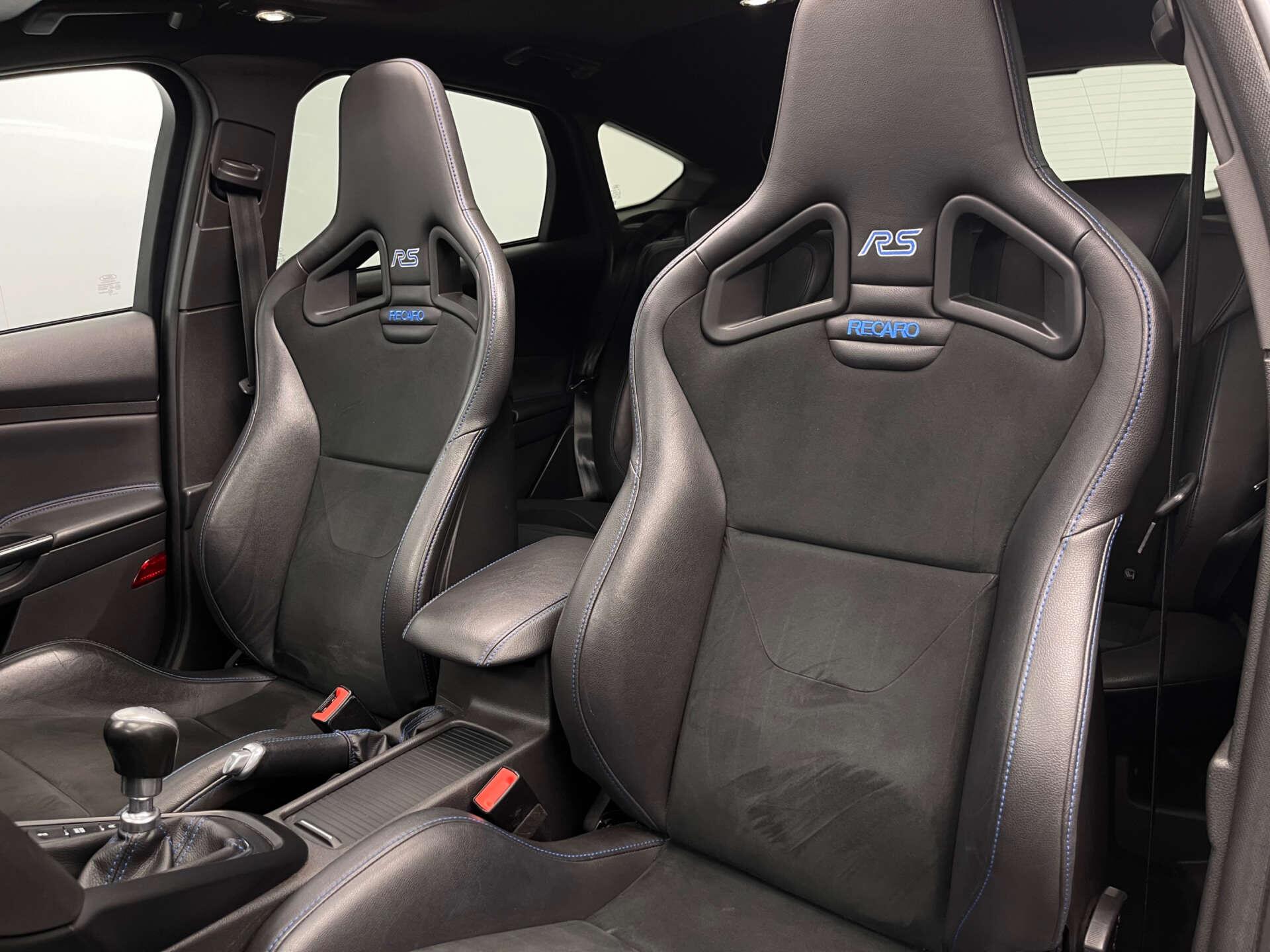 Ford Focus view 41