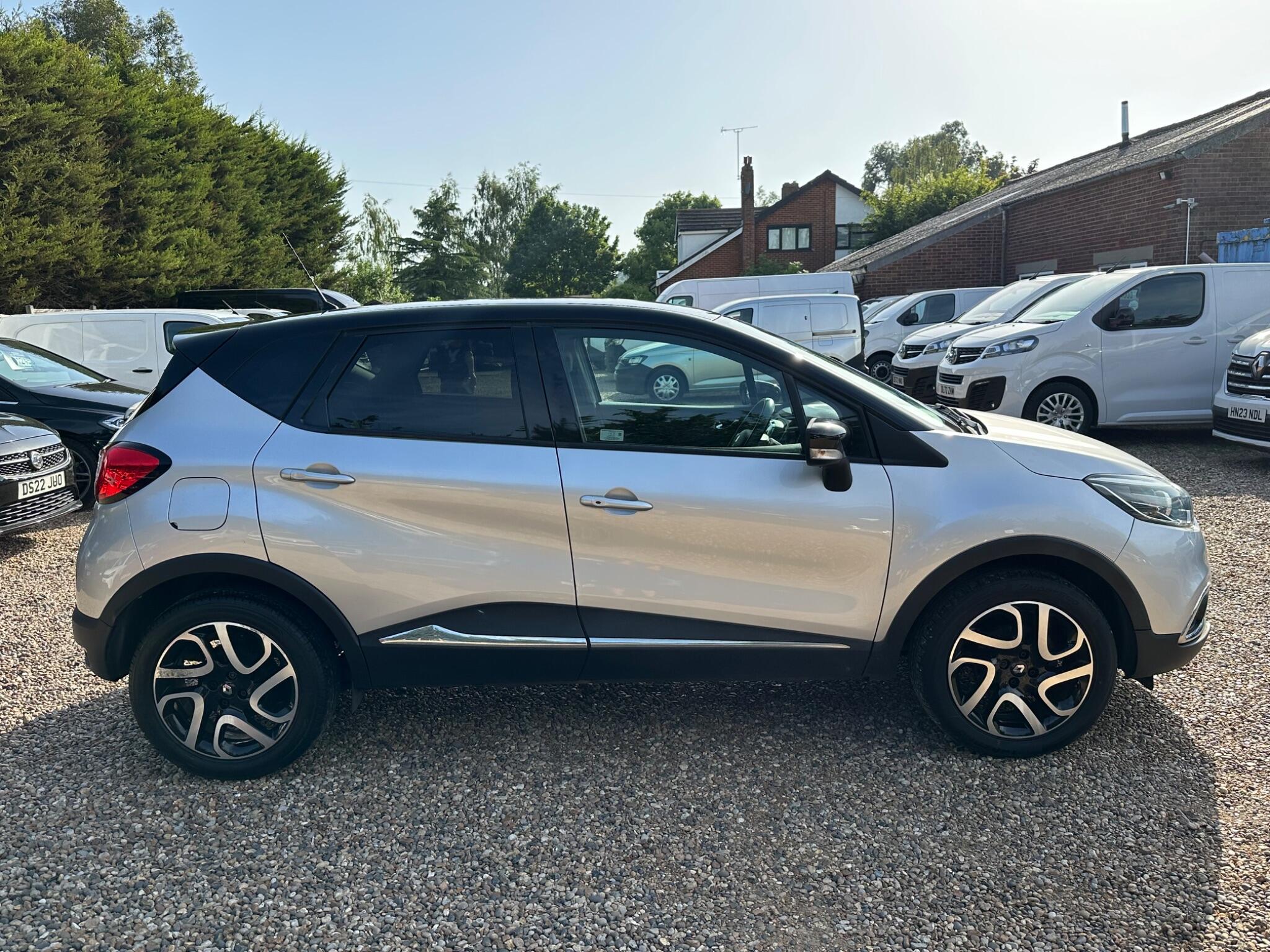 Renault Captur view 6