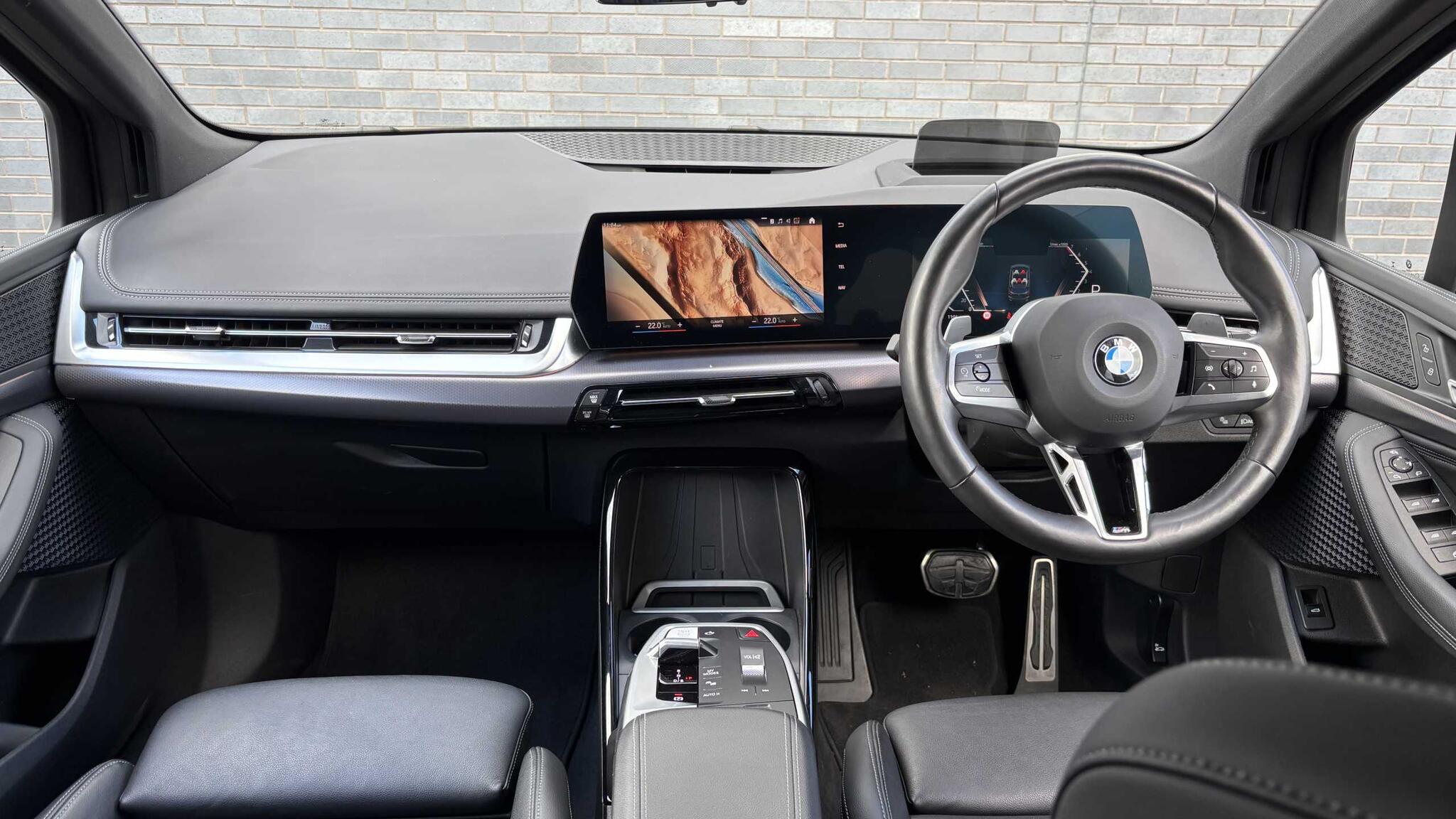 BMW 2 Series view 3