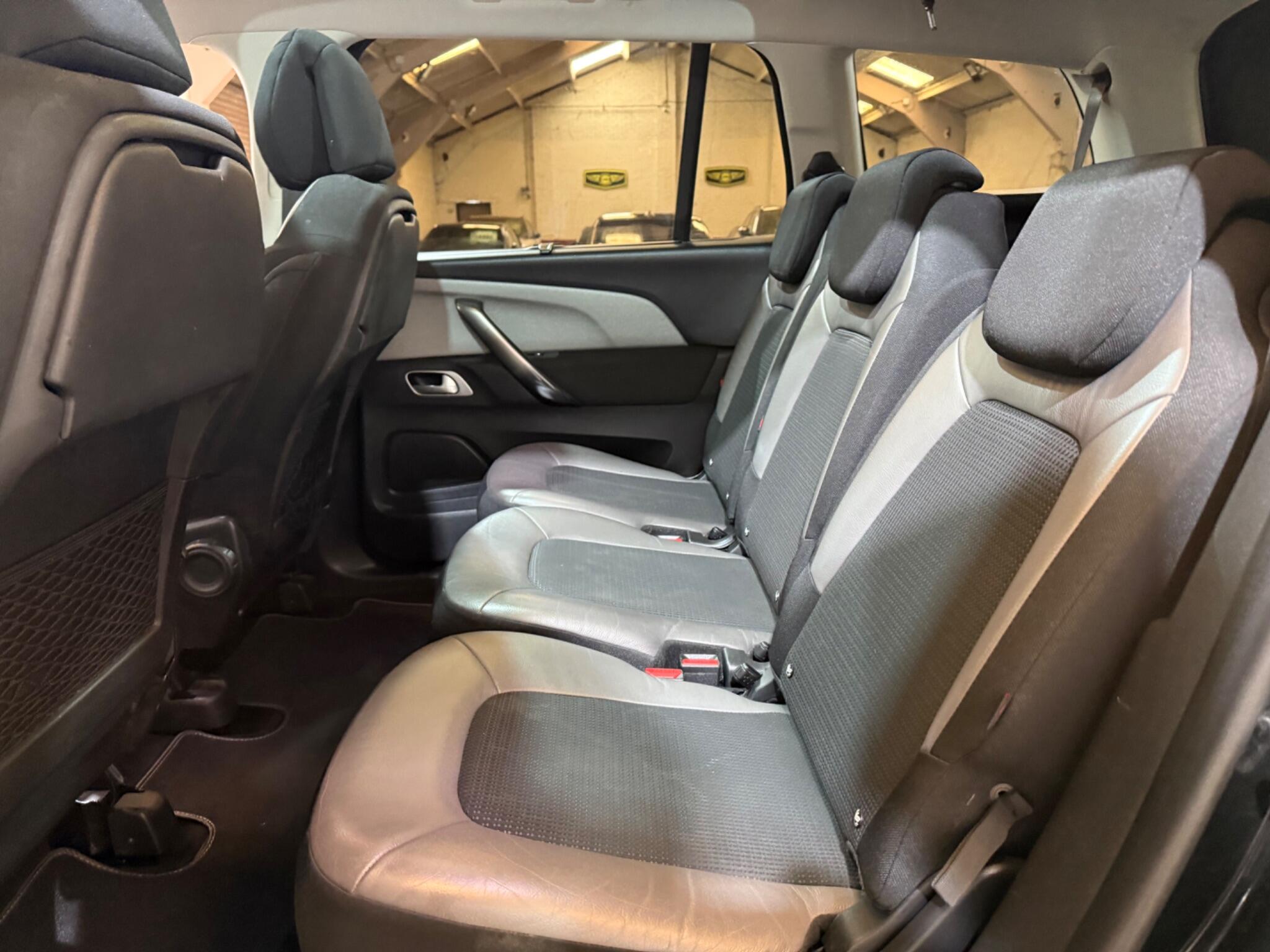 Citroen Grand C4 Picasso view 26
