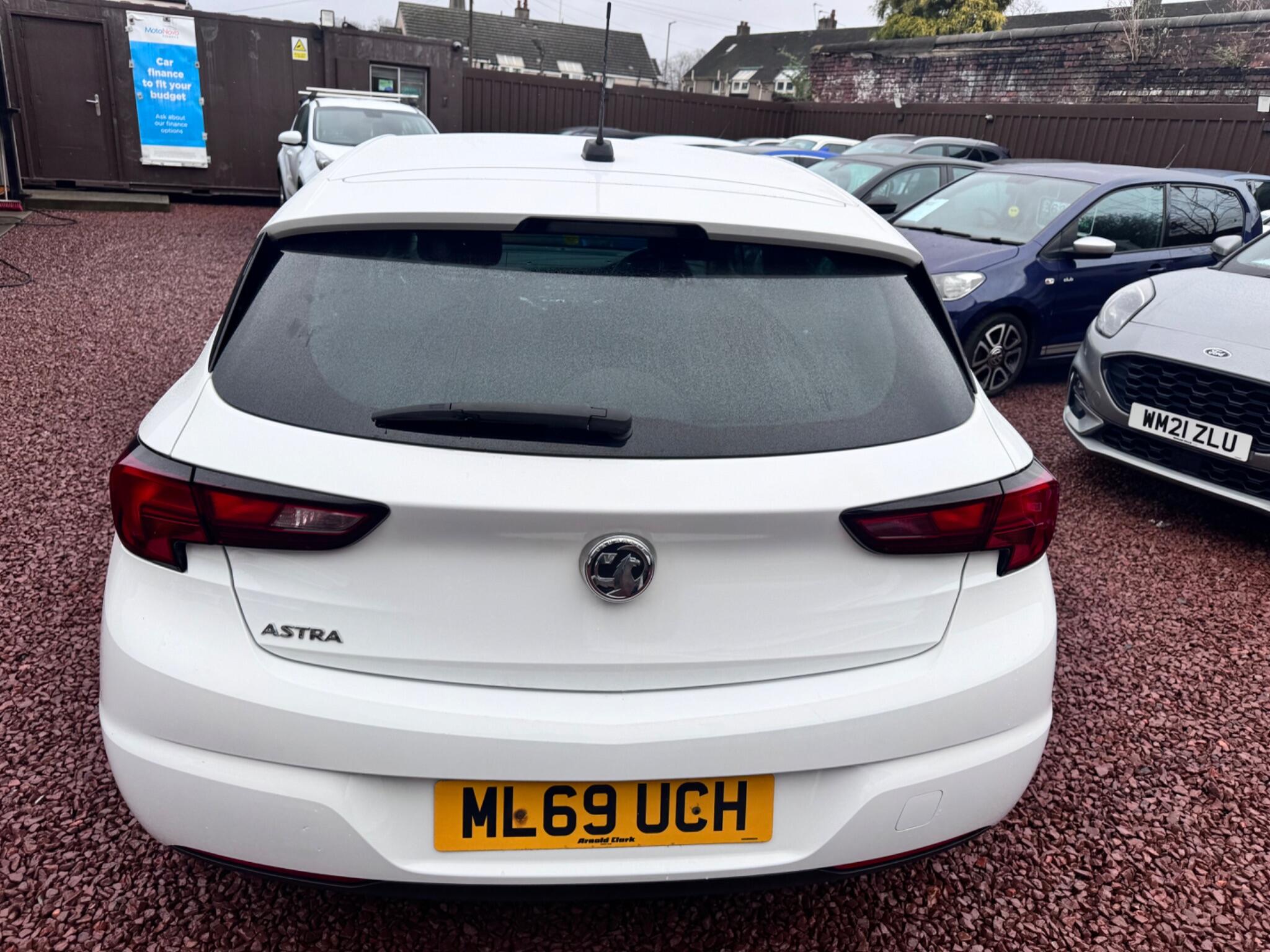Vauxhall Astra view 8