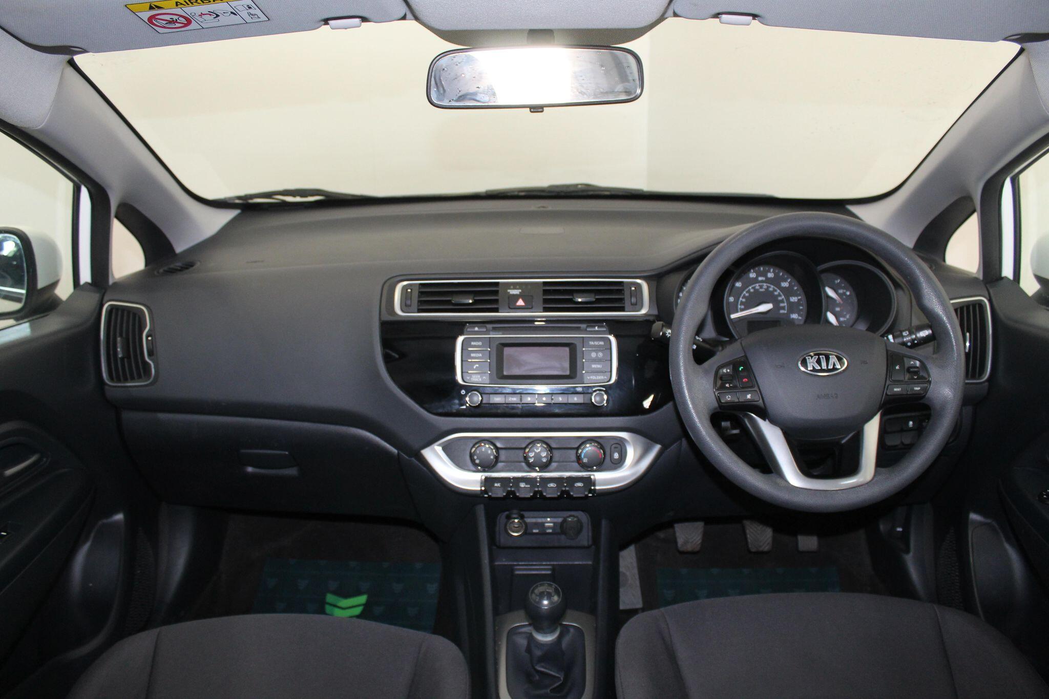 Kia Rio view 26