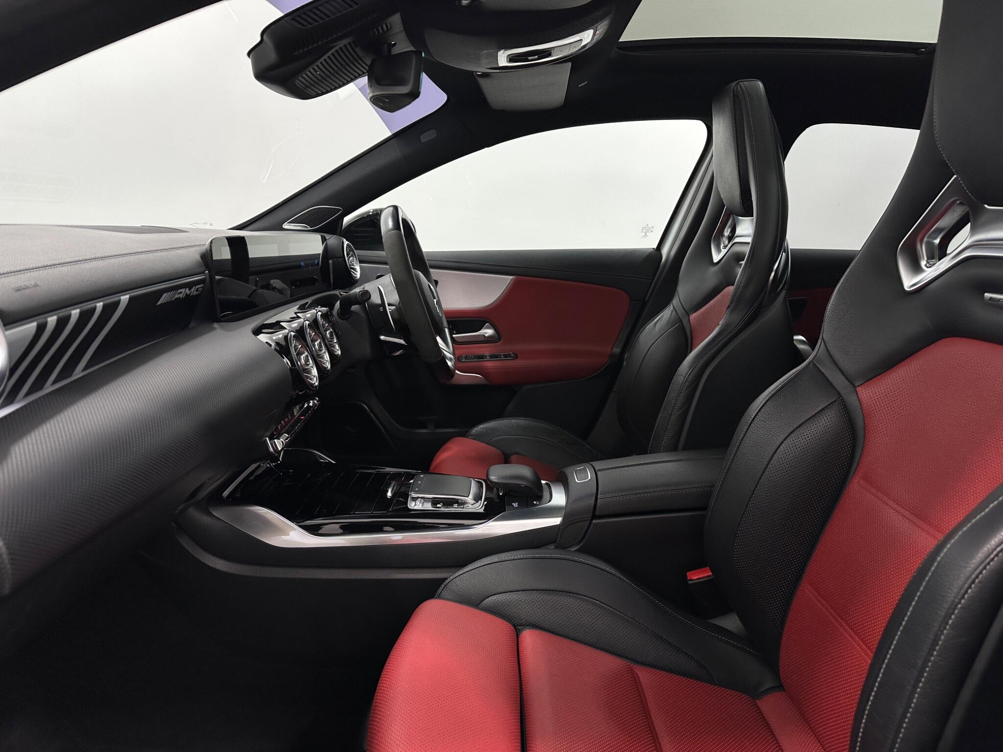 Mercedes-Benz A Class view 37