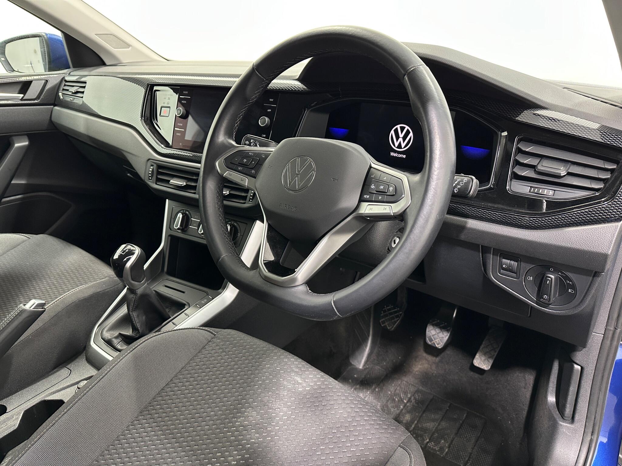 Volkswagen Polo view 11