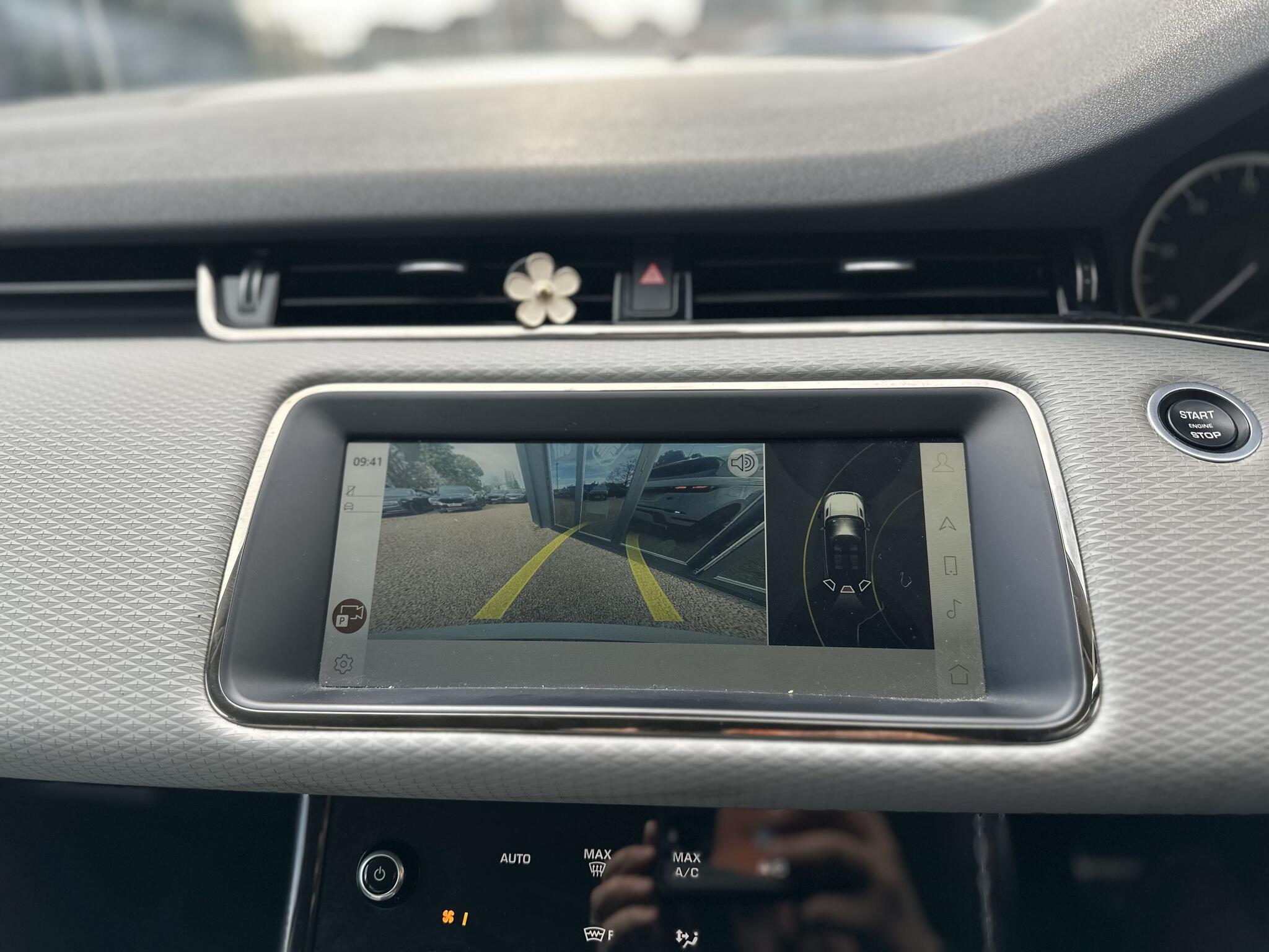 Land Rover Range Rover Evoque view 16