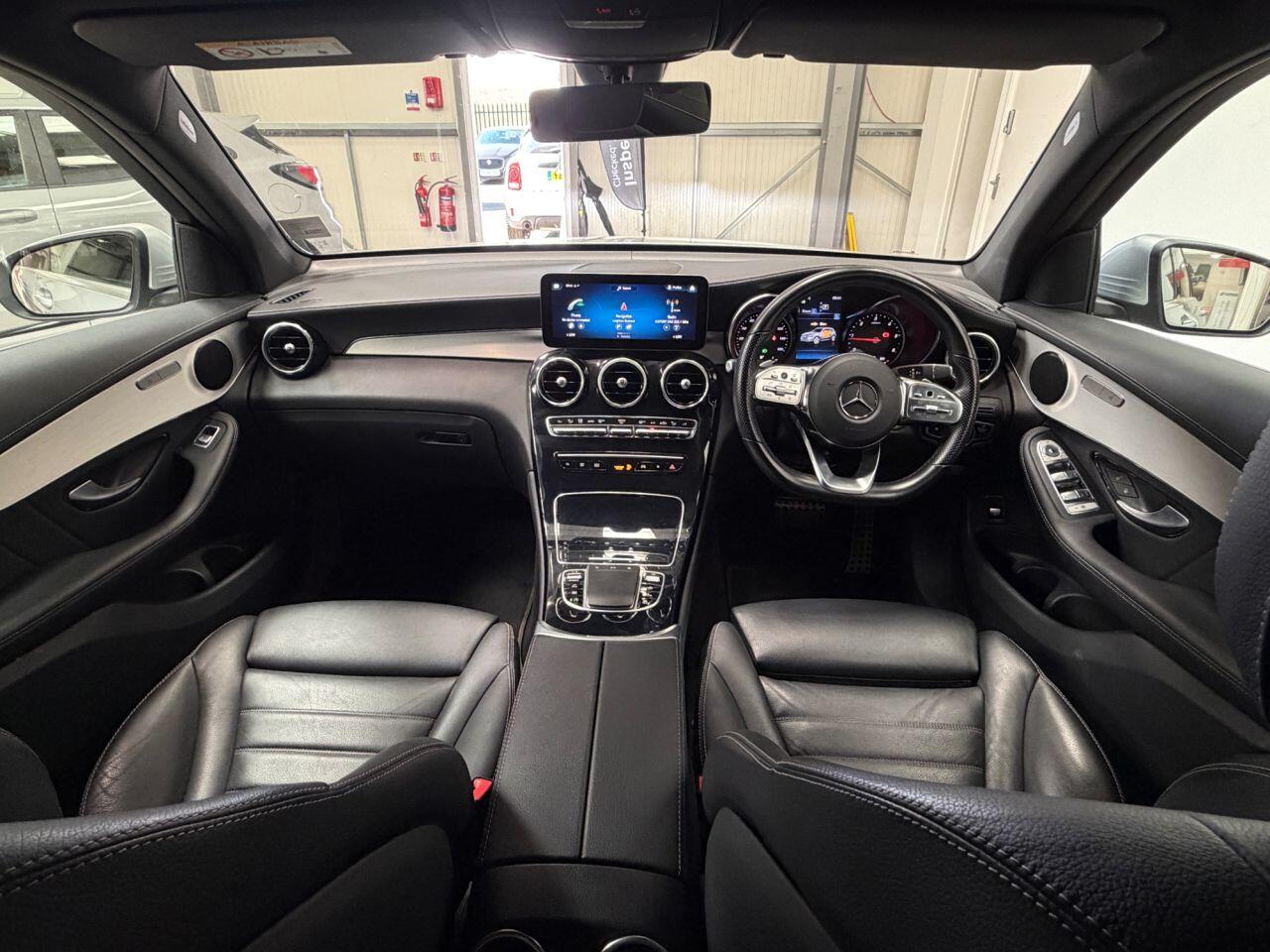 Mercedes-Benz GLC view 16